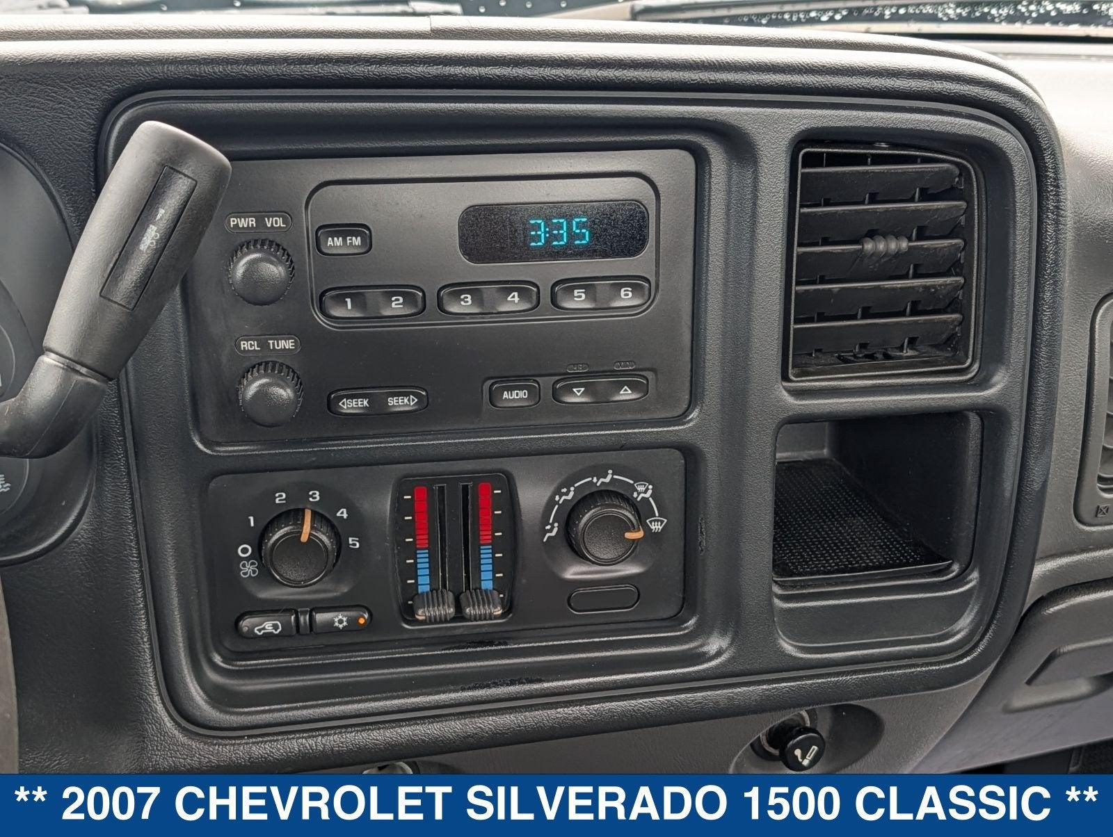 2007 Chevrolet Silverado 1500 WT