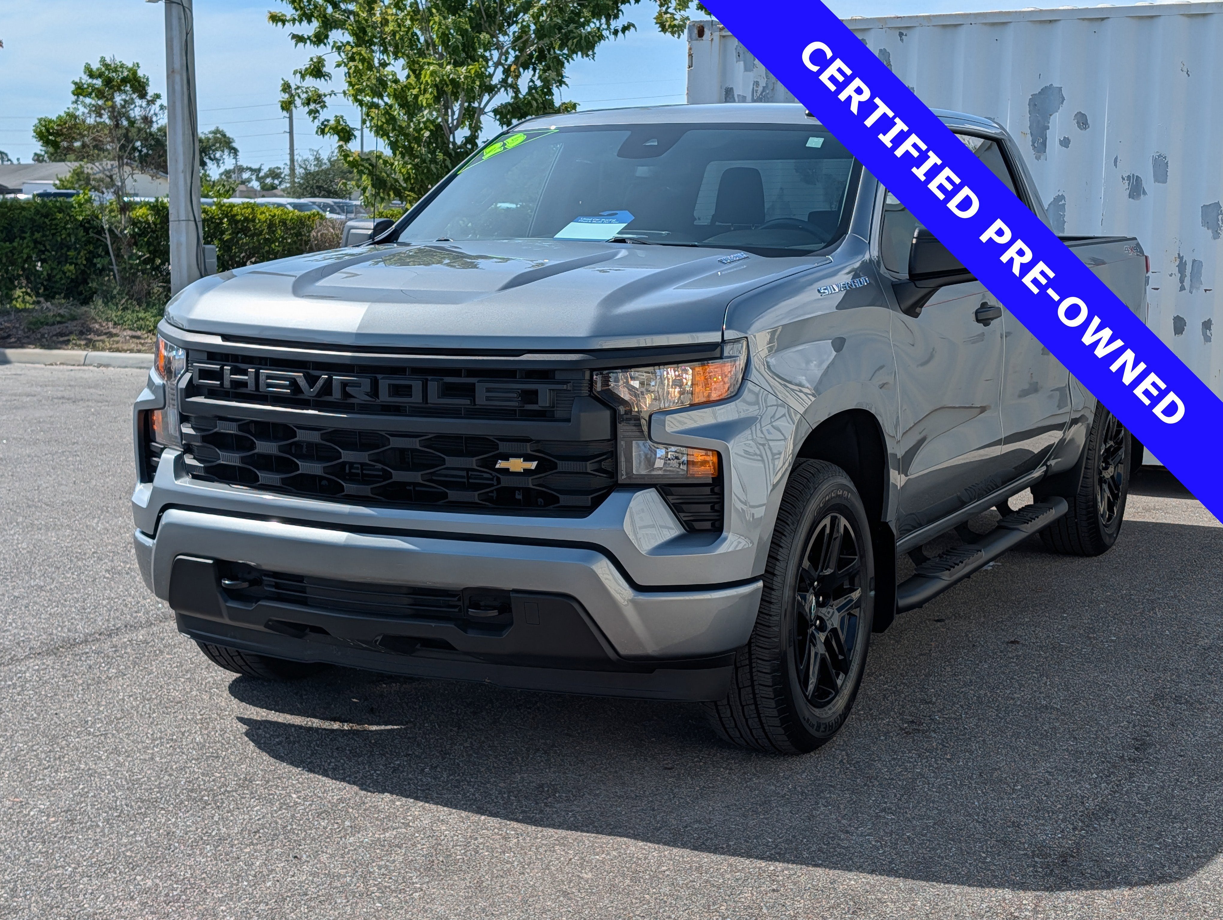 2025 Chevrolet Silverado 1500 Custom