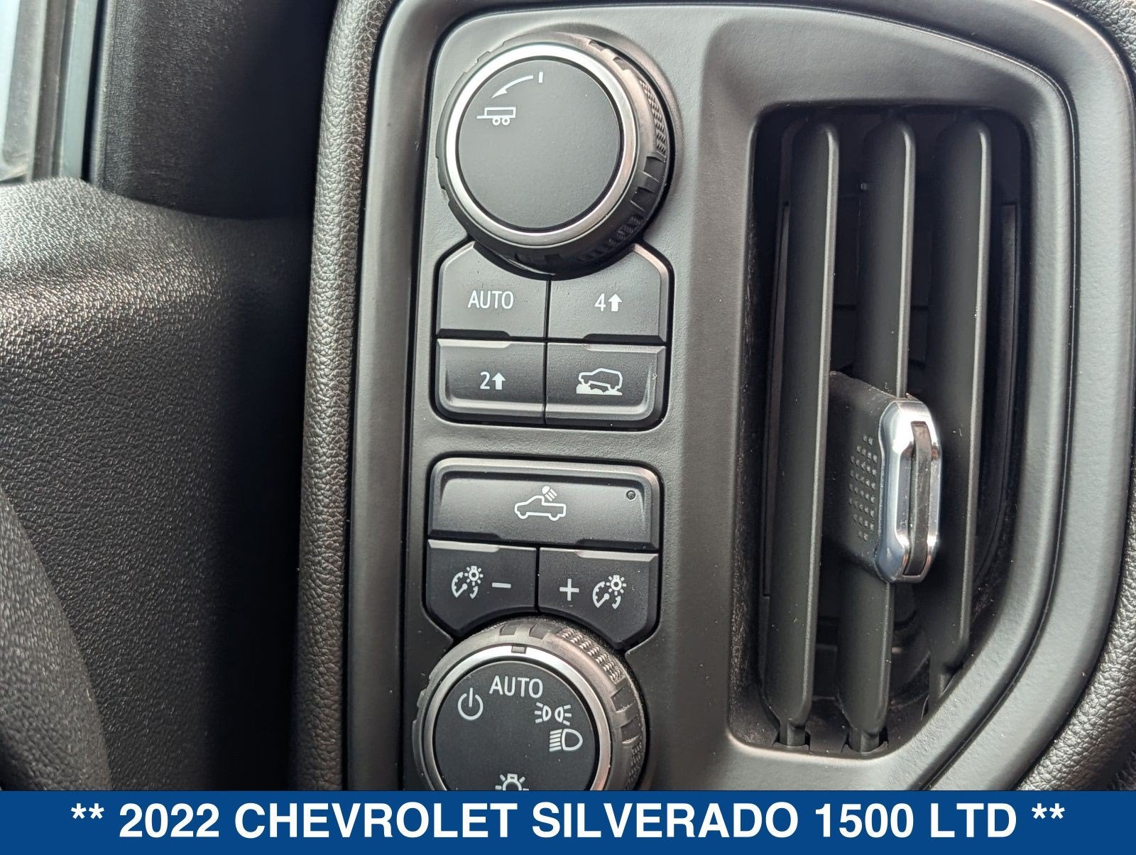 2022 Chevrolet Silverado 1500 LTD Custom