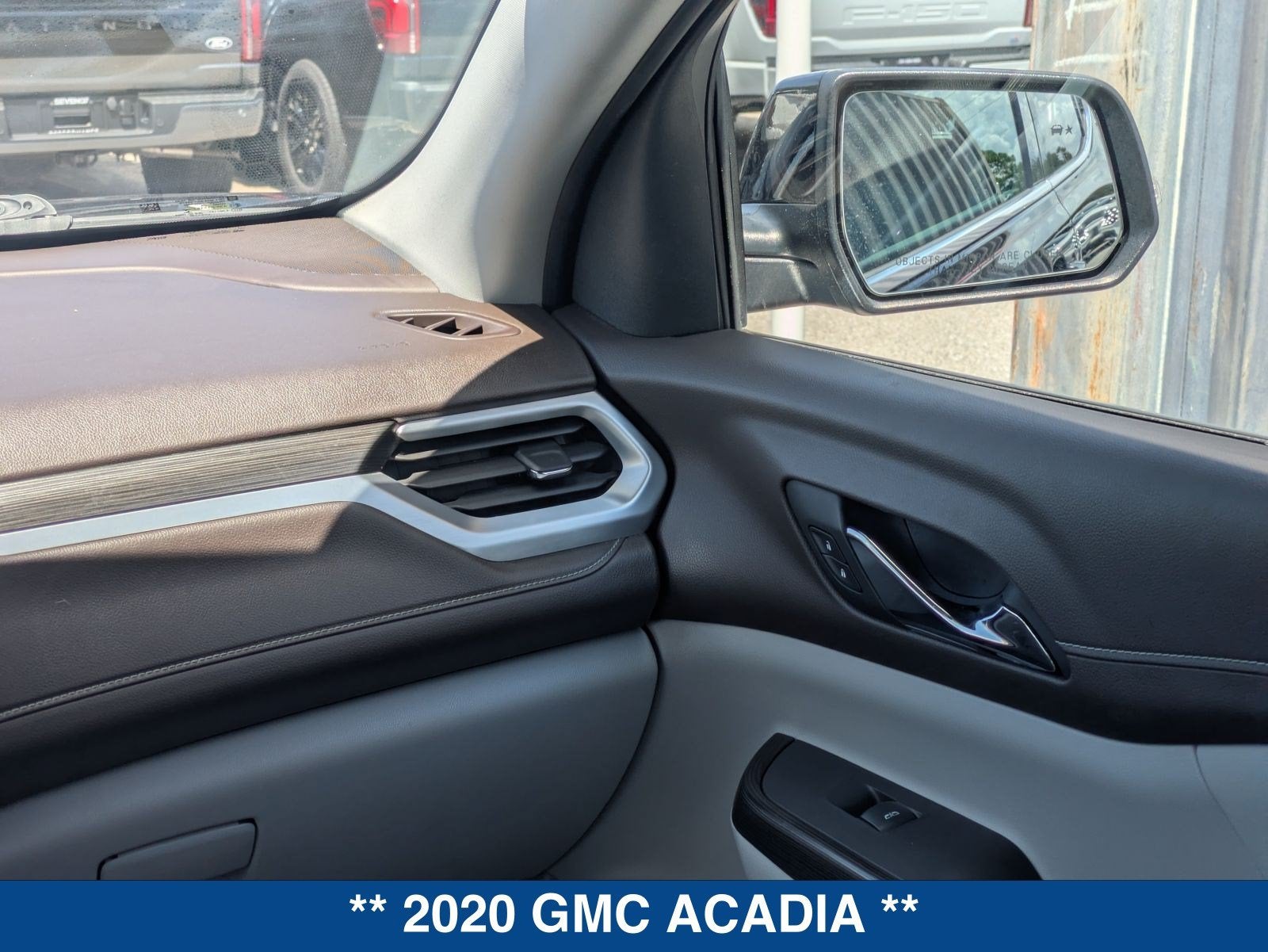 2020 GMC Acadia SLT