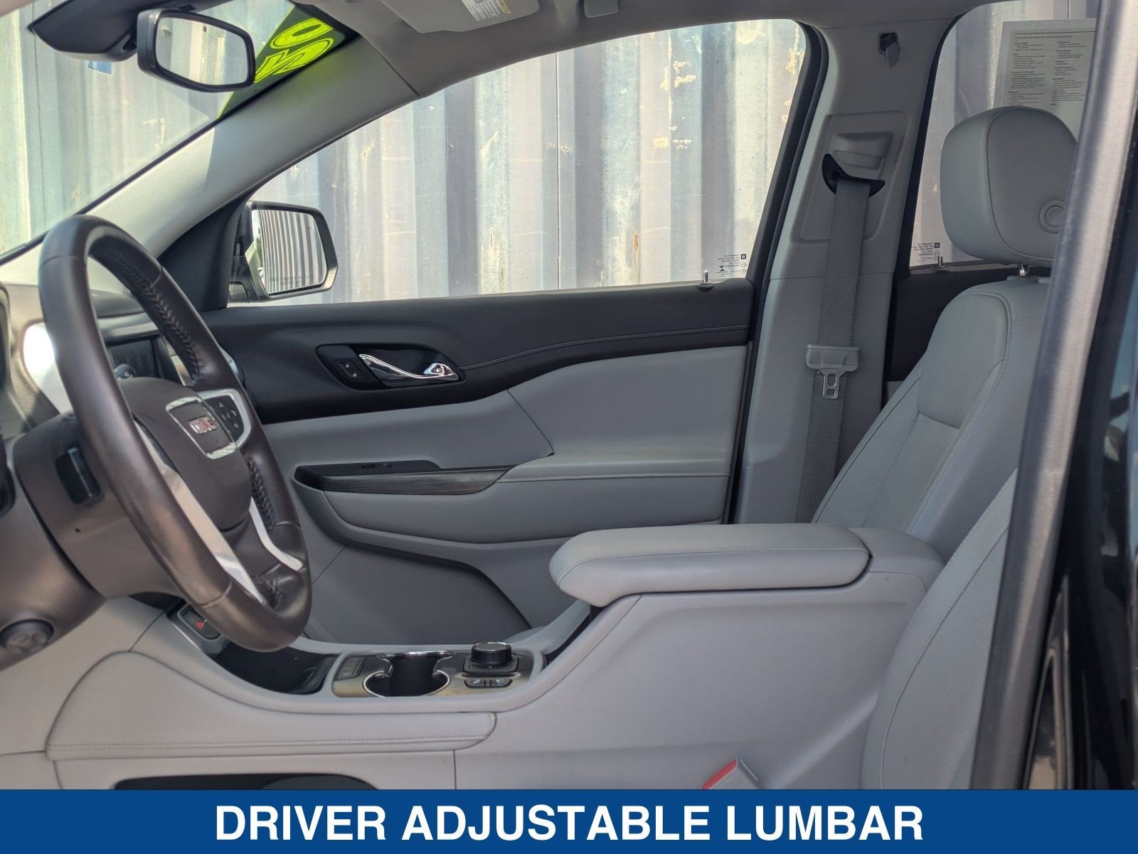 2020 GMC Acadia SLT