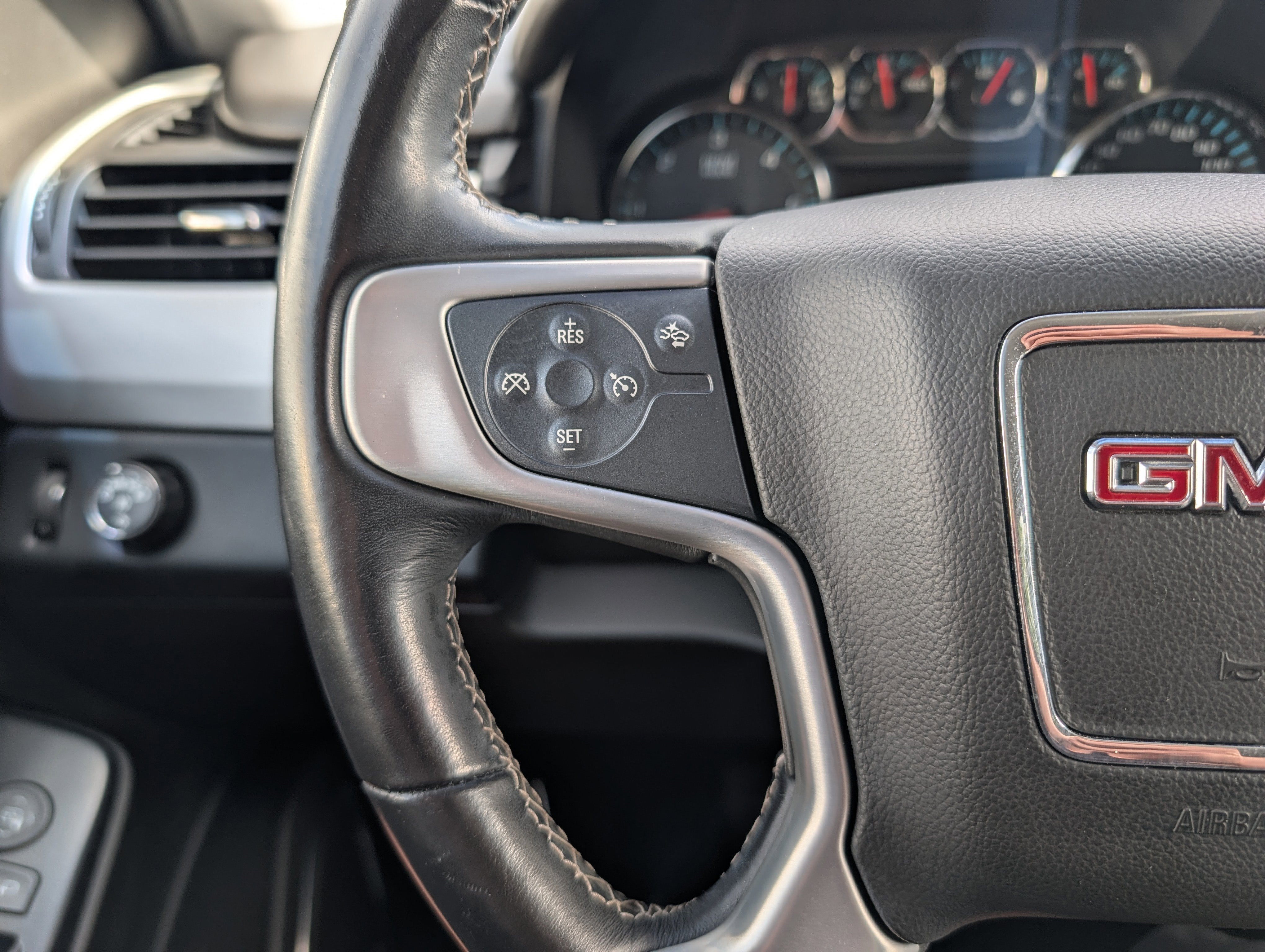2019 GMC Yukon SLE
