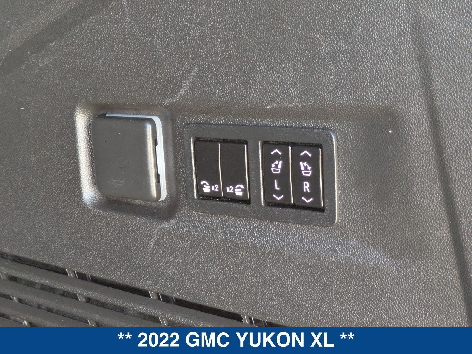 2022 GMC Yukon XL Denali