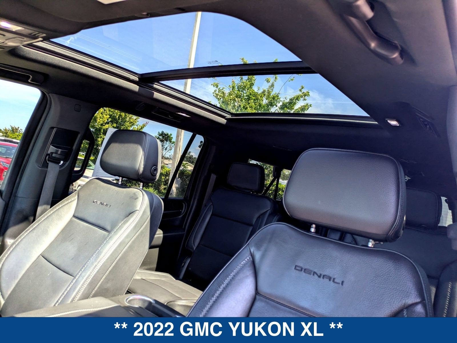 2022 GMC Yukon XL Denali
