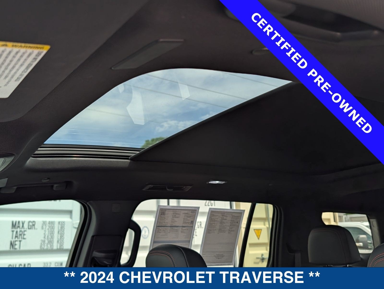 2024 Chevrolet Traverse RS