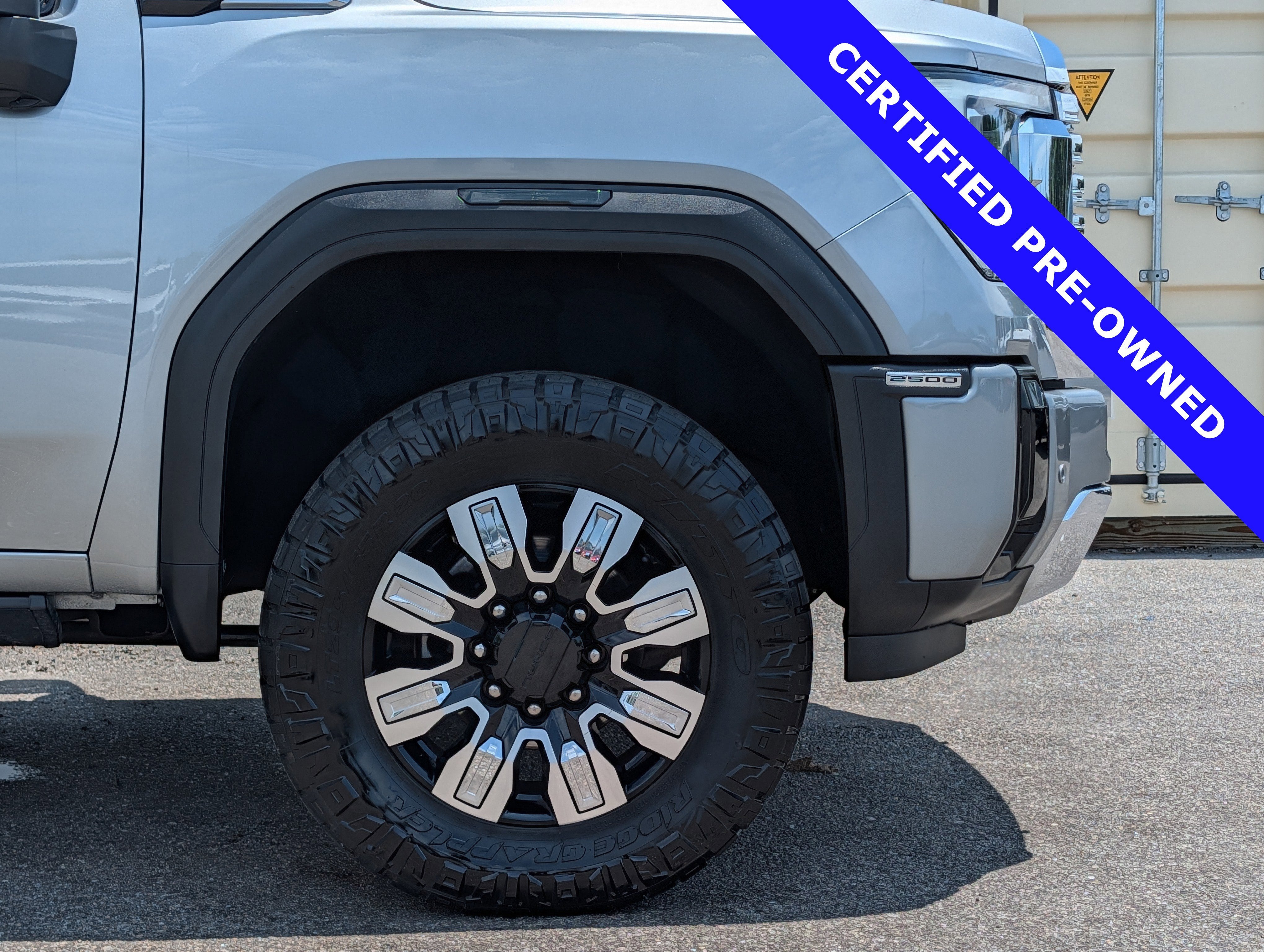 2024 GMC Sierra 2500HD Denali