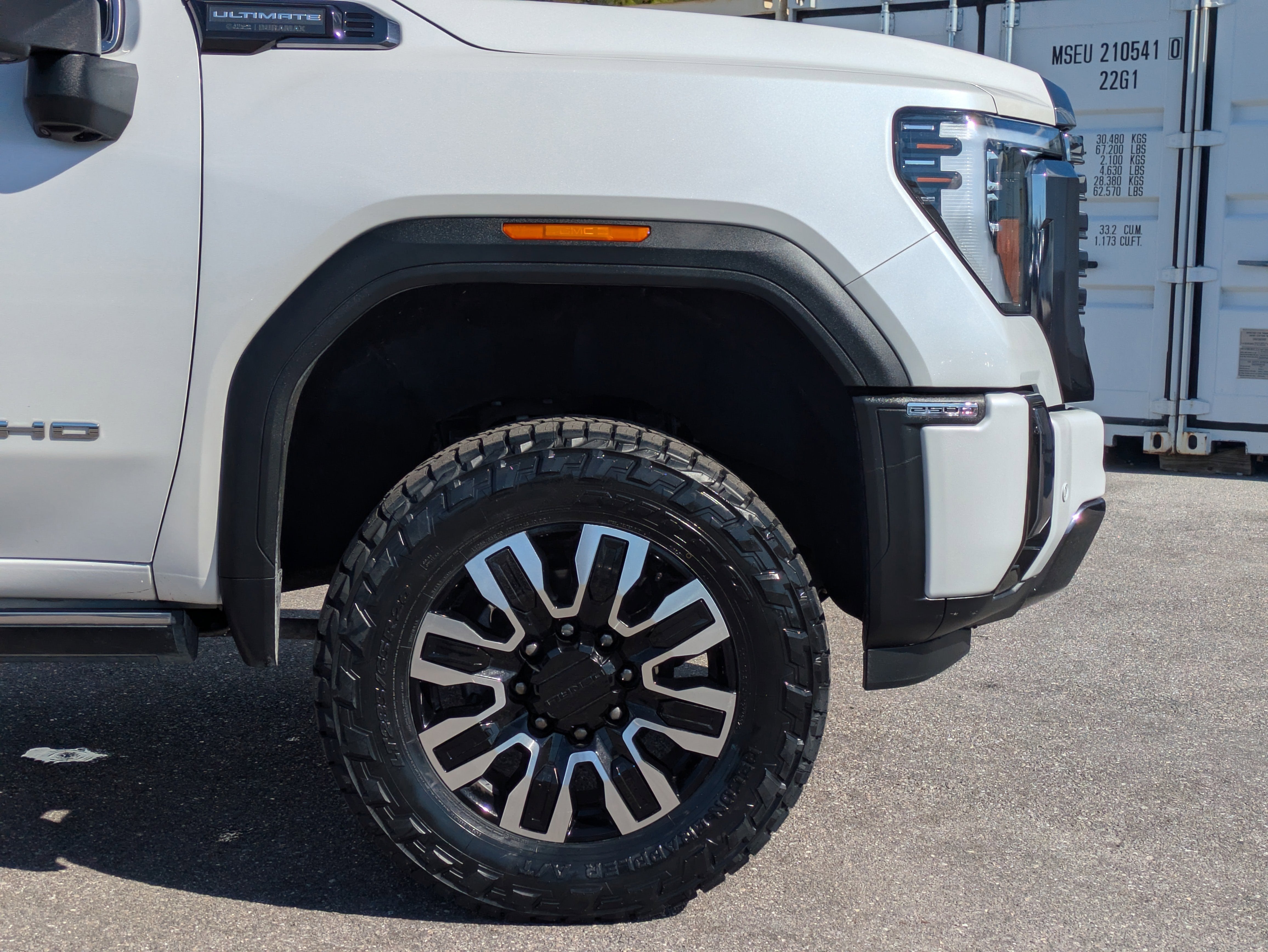 2024 GMC Sierra 2500HD Denali Ultimate