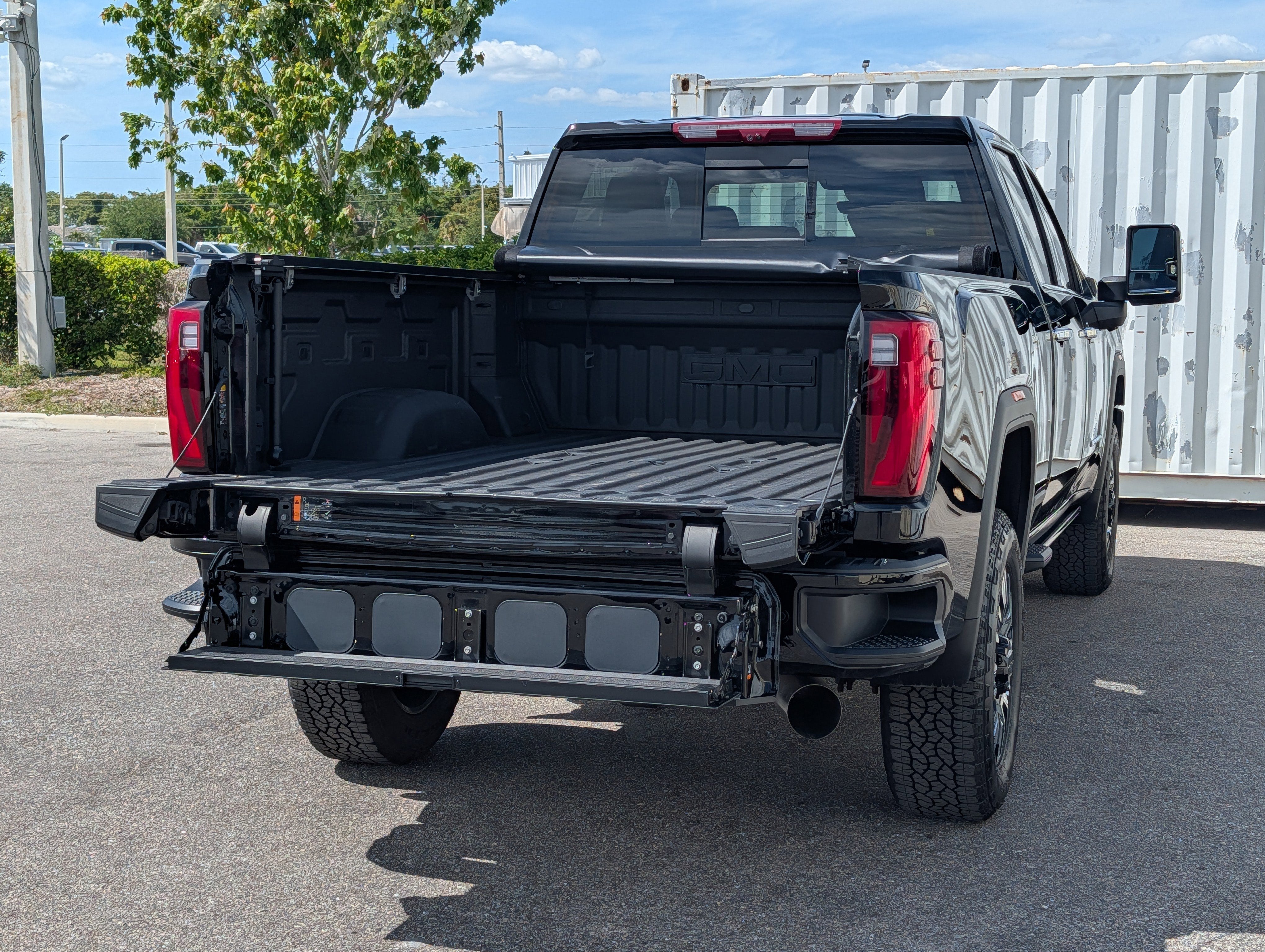 2025 GMC Sierra 2500HD Denali
