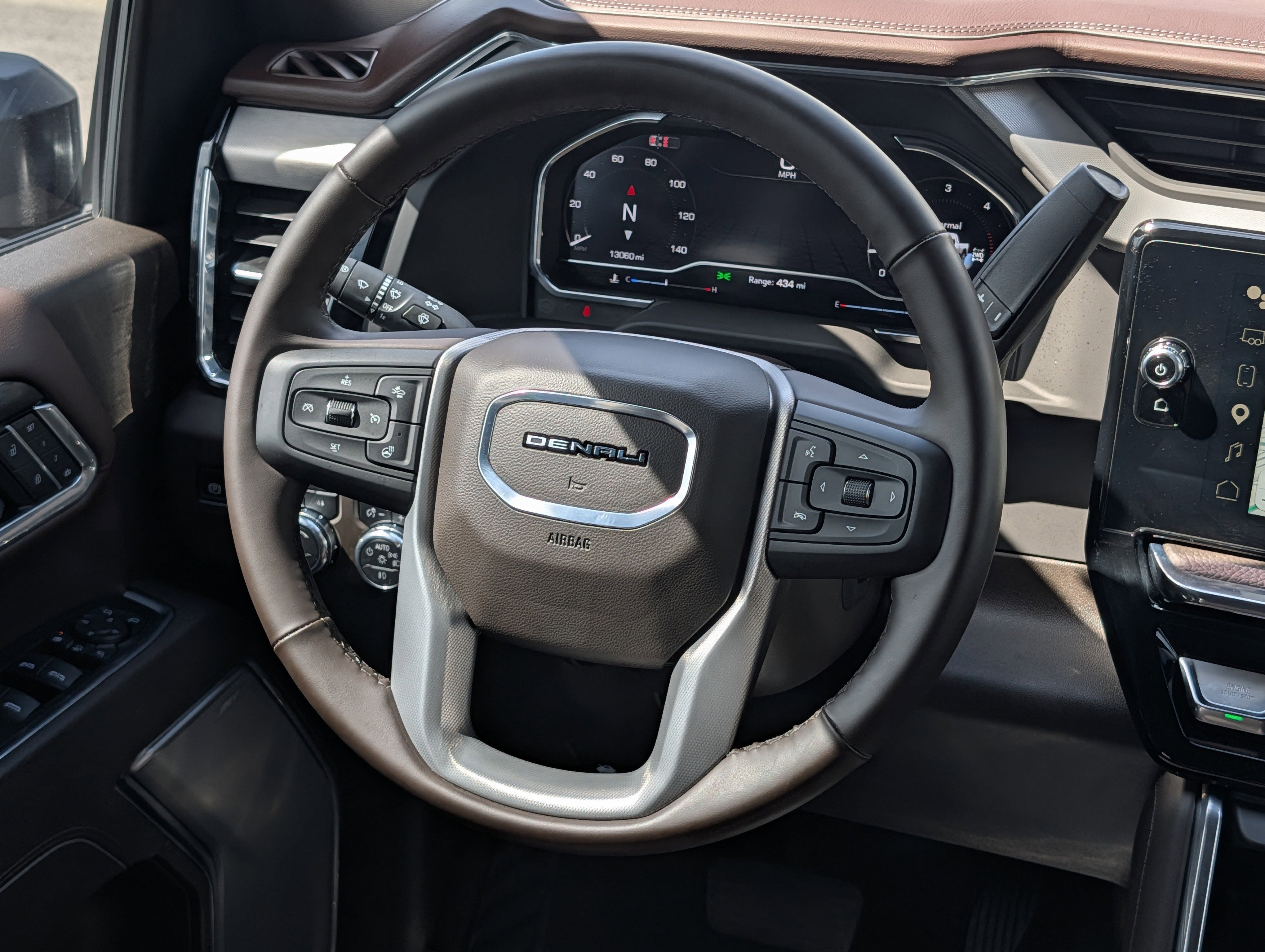 2025 GMC Sierra 2500HD Denali