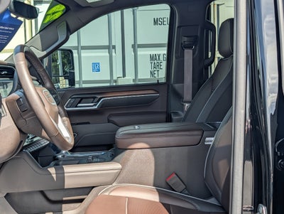 2025 GMC Sierra 2500HD Denali