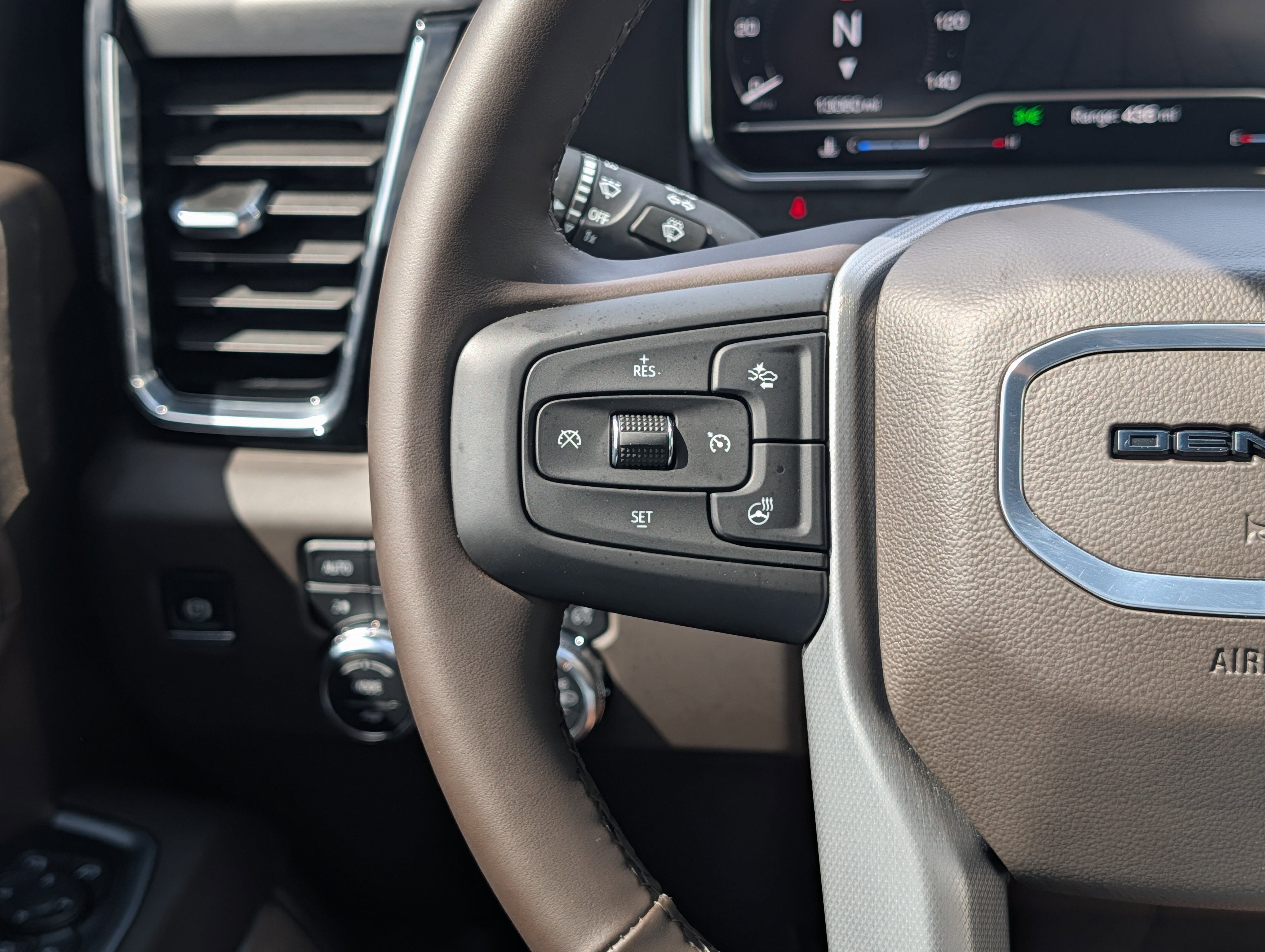 2025 GMC Sierra 2500HD Denali