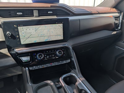 2025 GMC Sierra 2500HD Denali