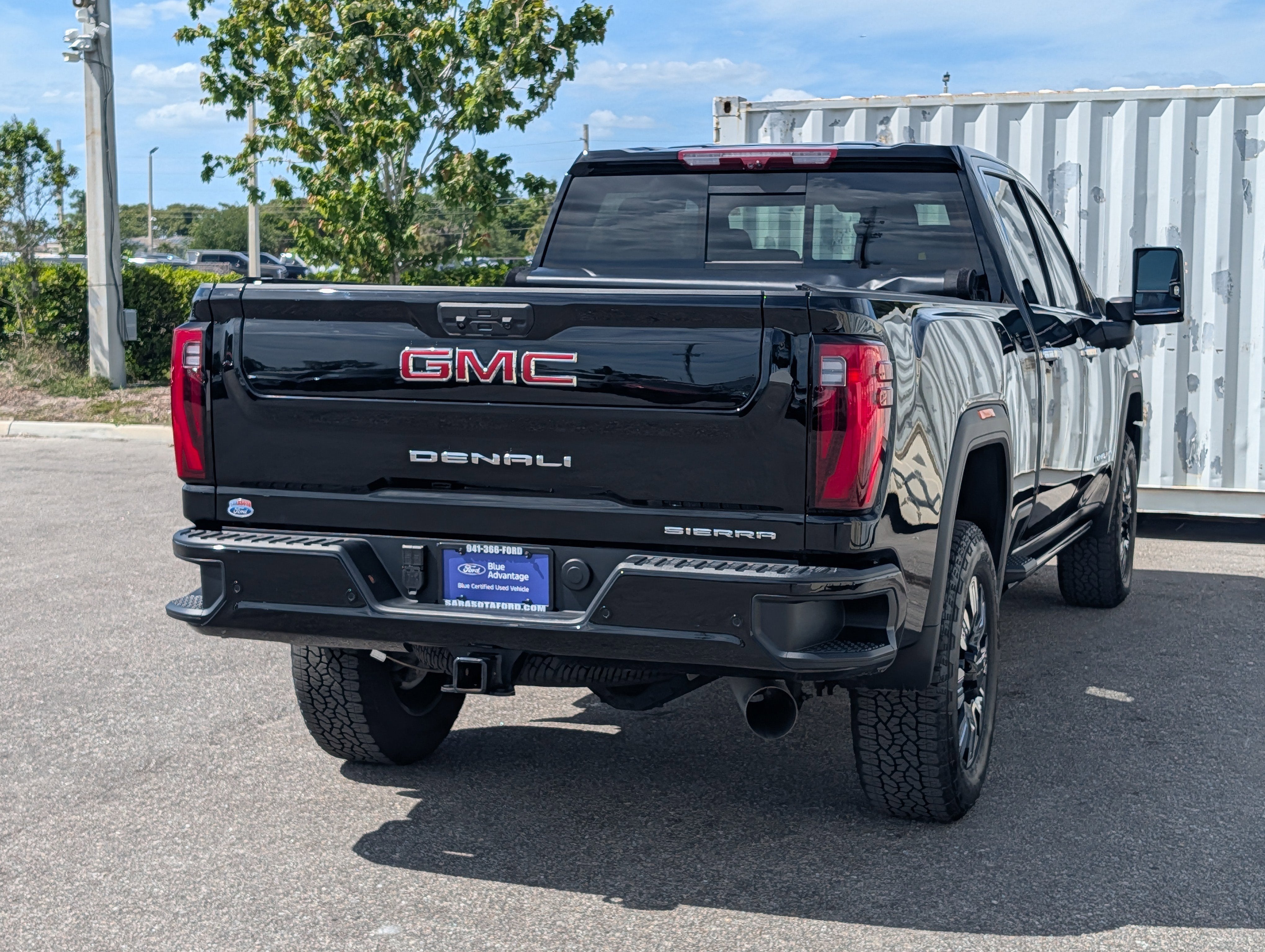 2025 GMC Sierra 2500HD Denali
