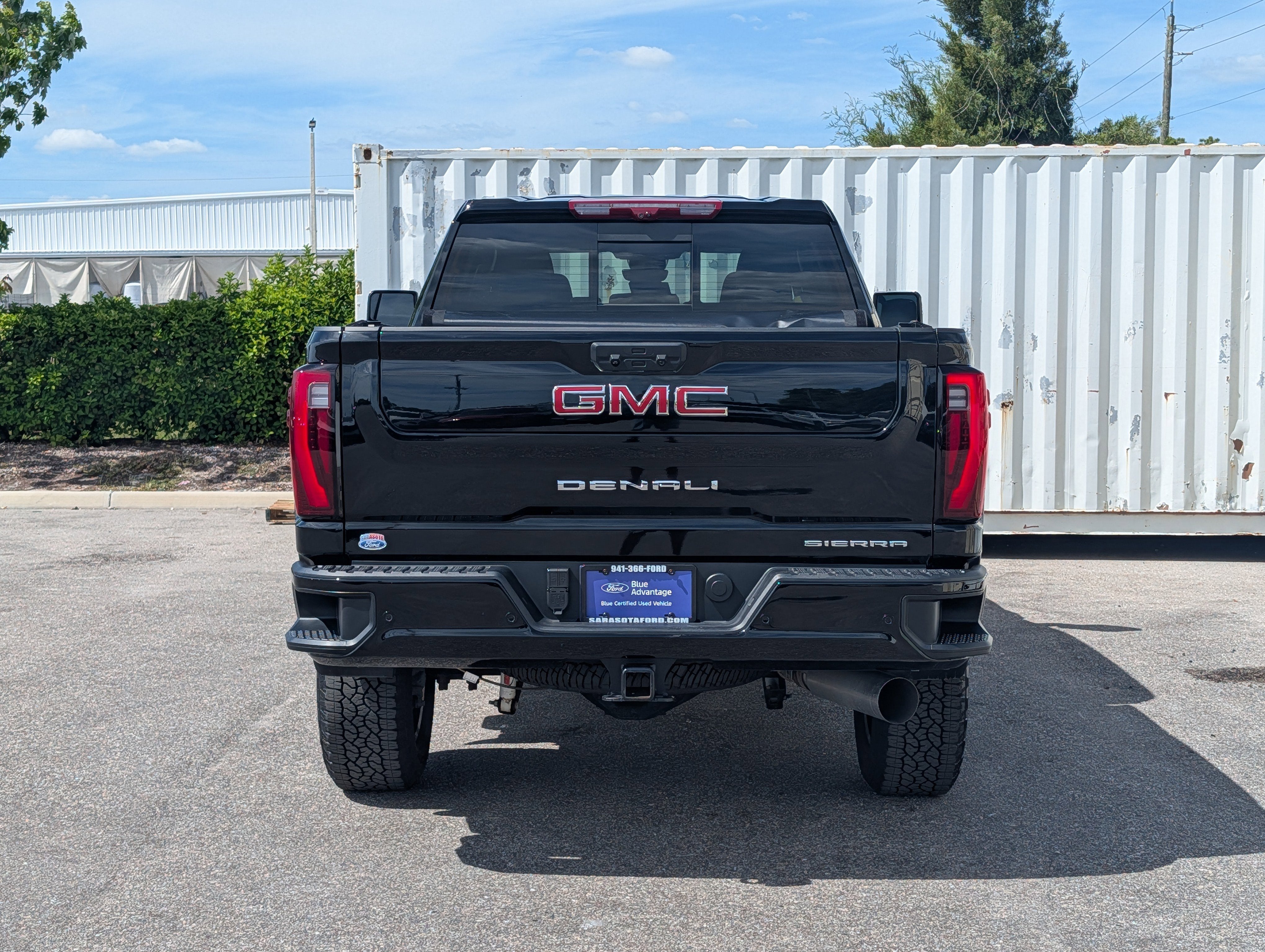 2025 GMC Sierra 2500HD Denali