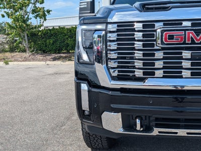 2025 GMC Sierra 2500HD Denali