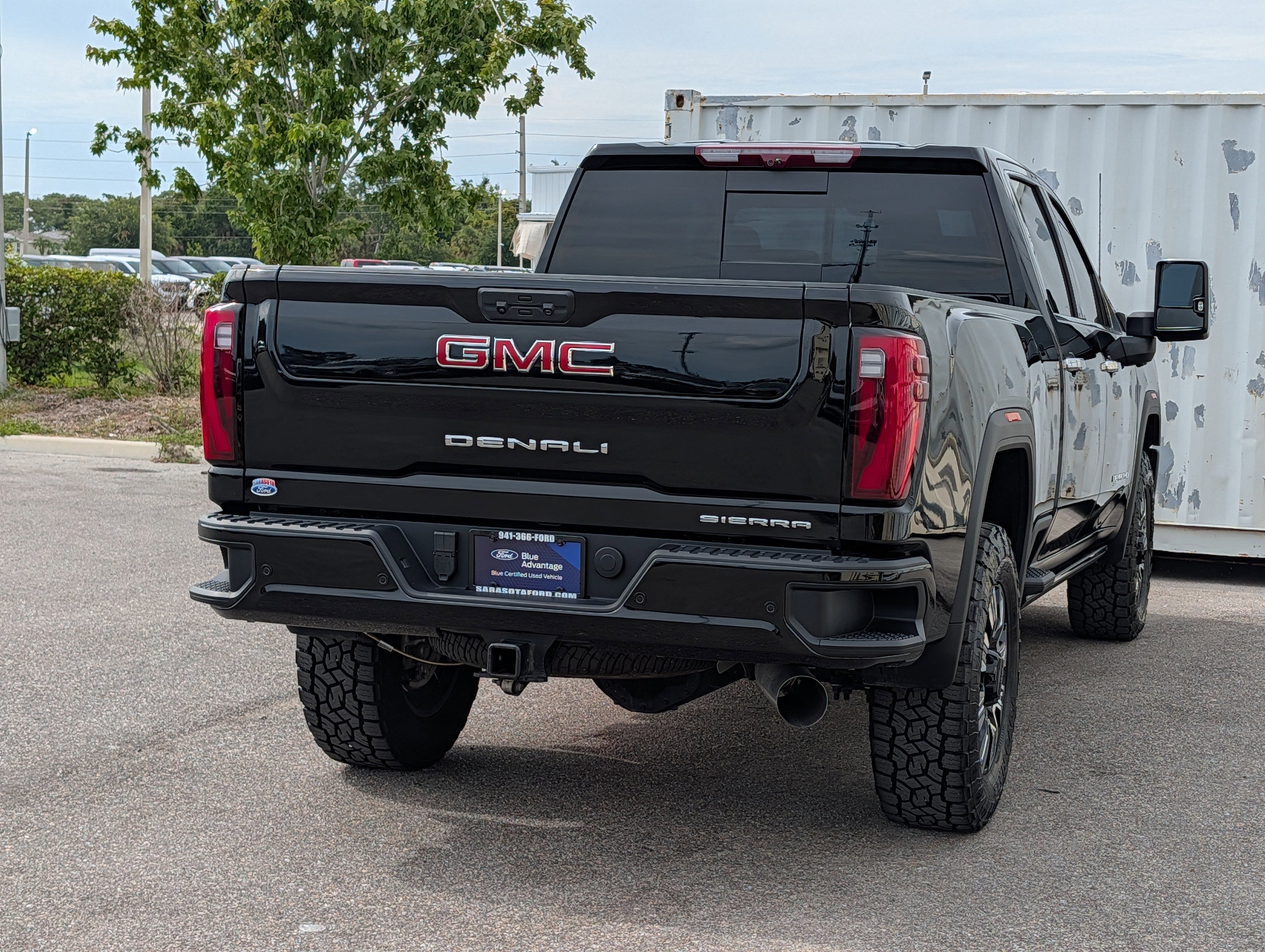 2025 GMC Sierra 3500HD Denali