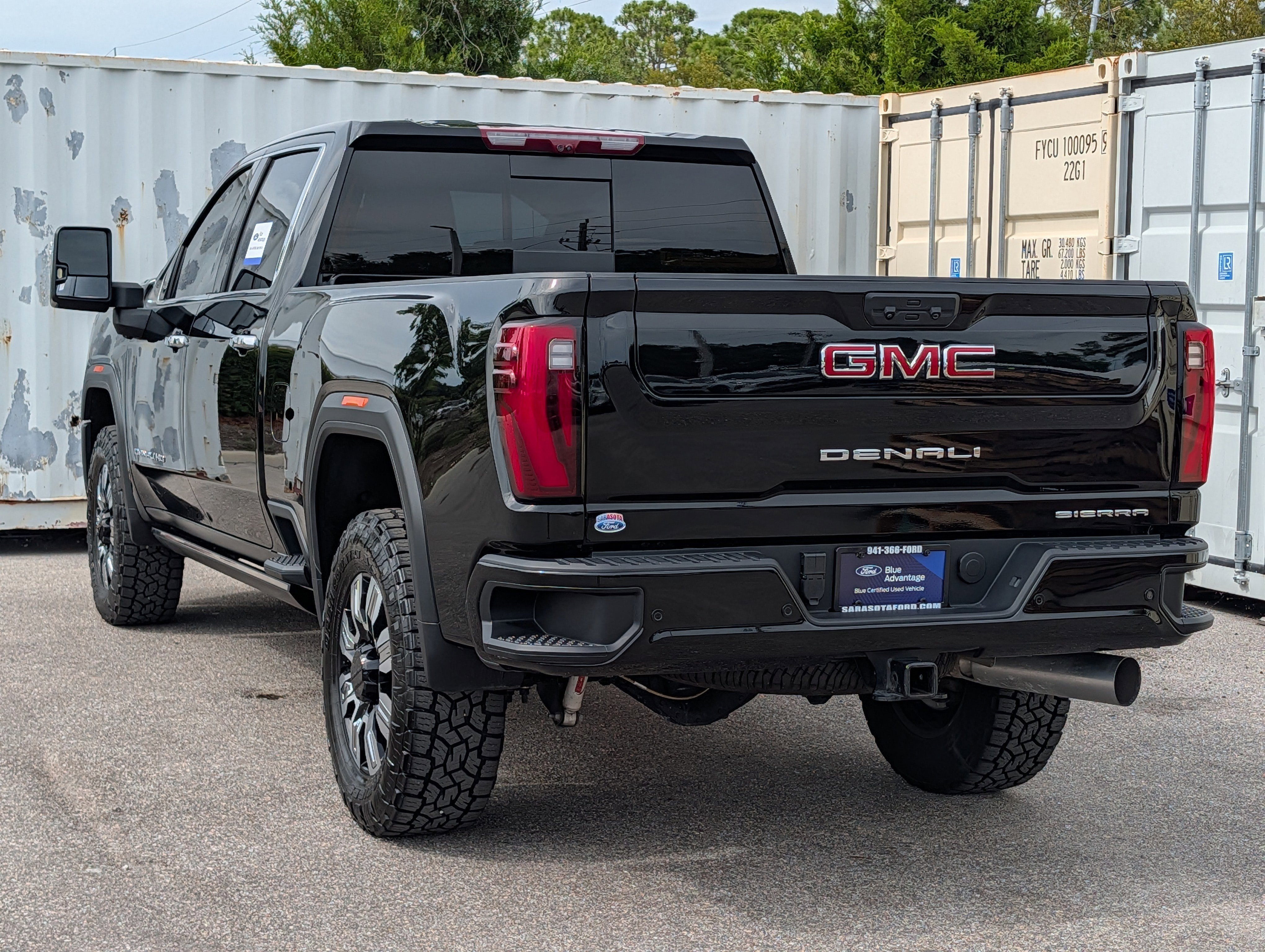 2025 GMC Sierra 3500HD Denali