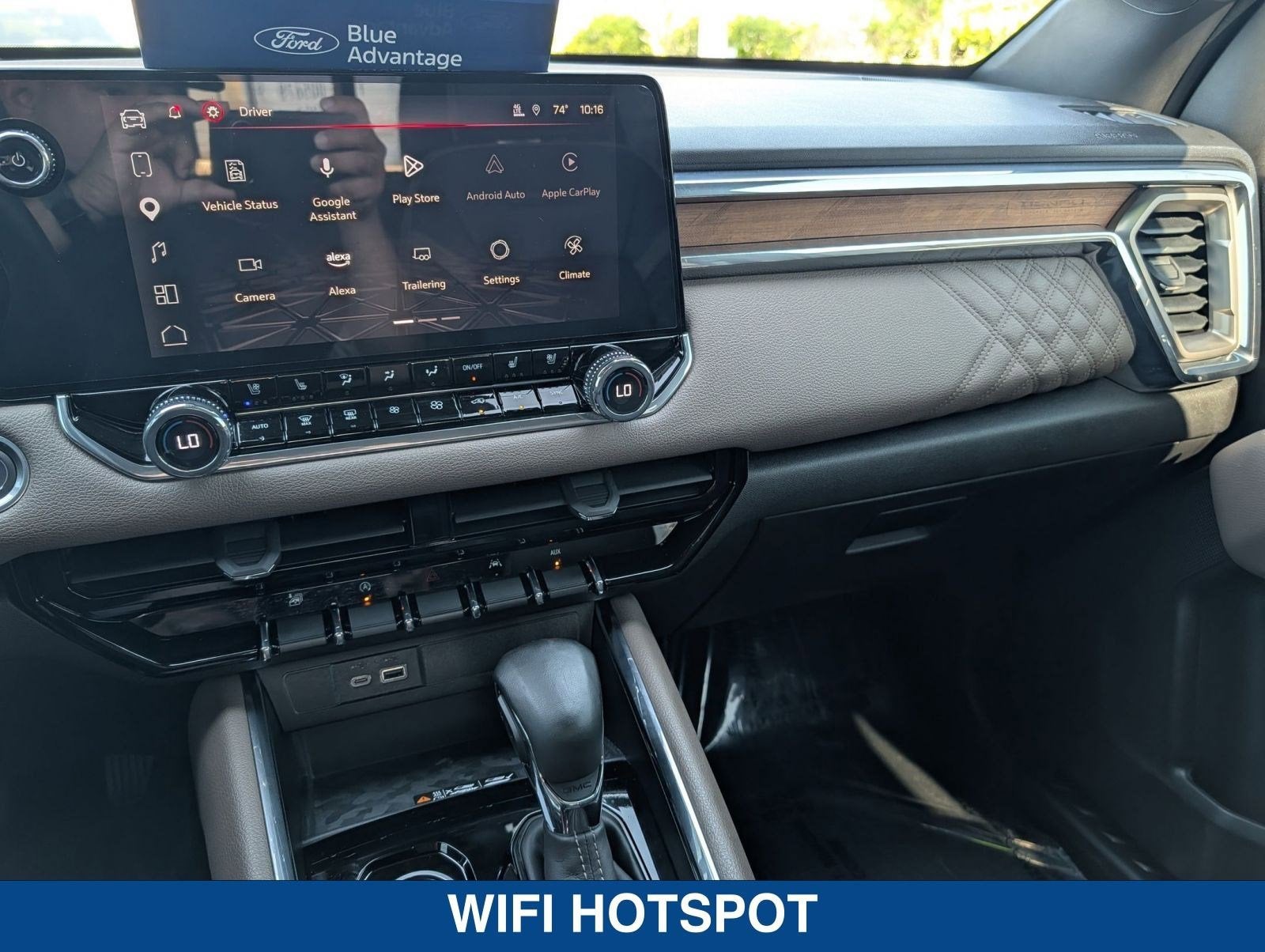 2024 GMC Canyon Denali