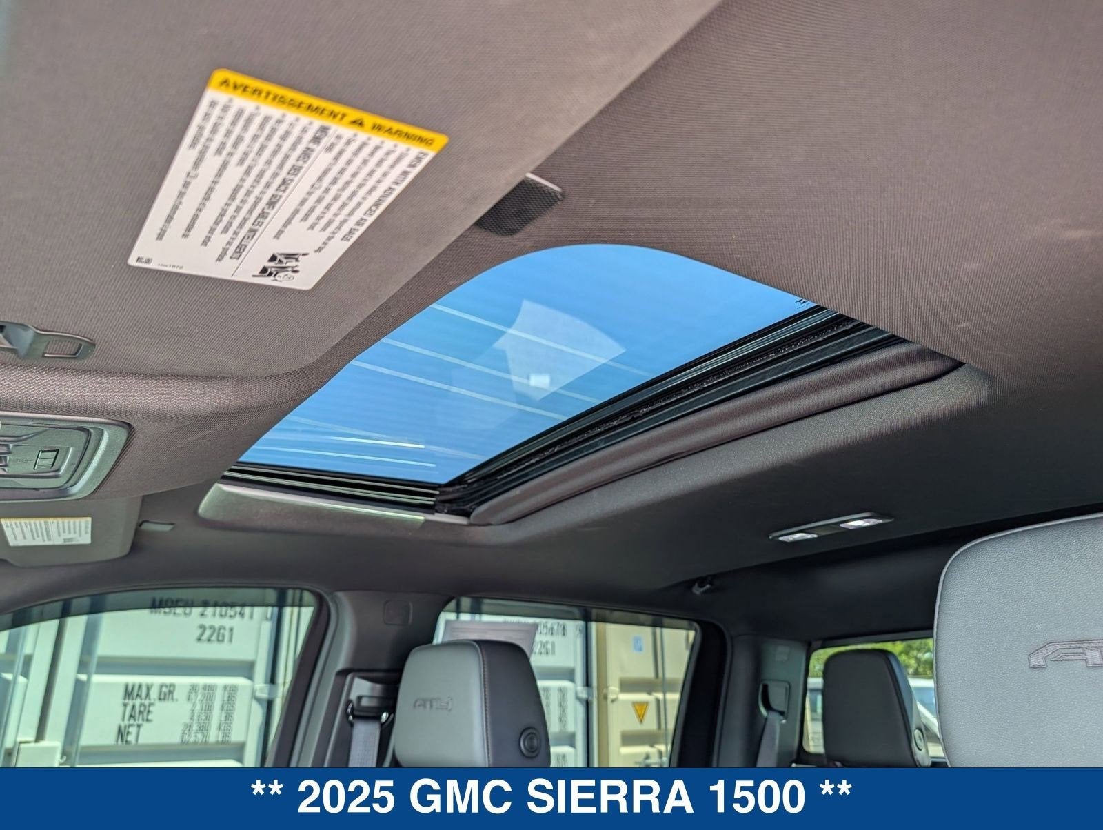 2025 GMC Sierra 1500 AT4