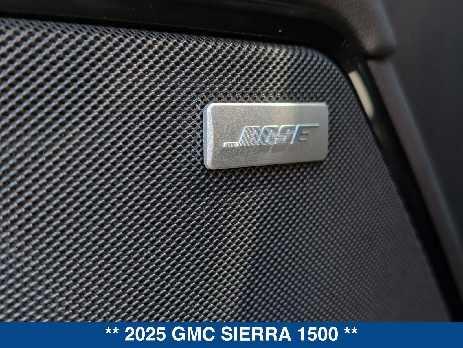 2025 GMC Sierra 1500 AT4
