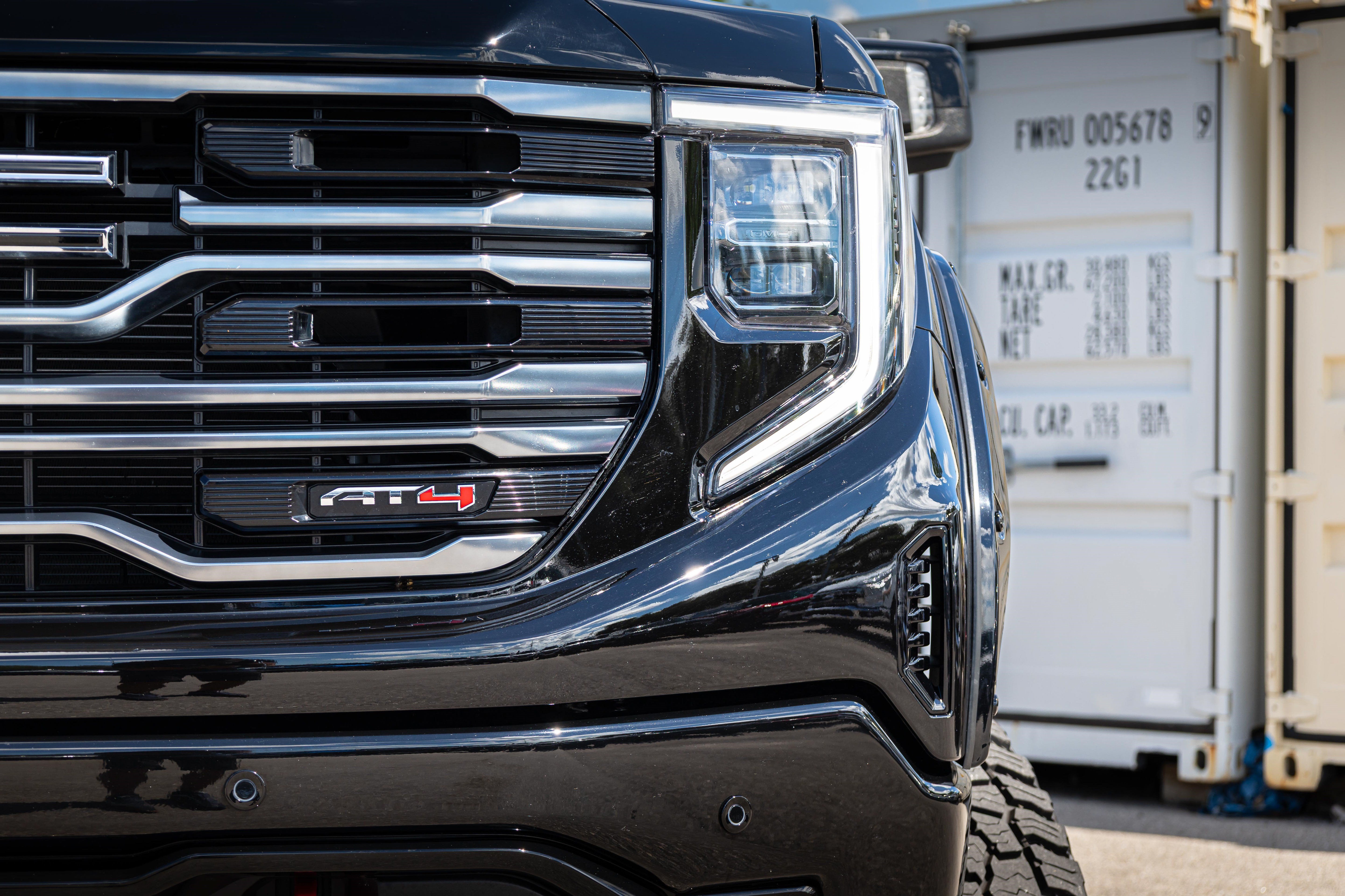 2025 GMC Sierra 1500 AT4