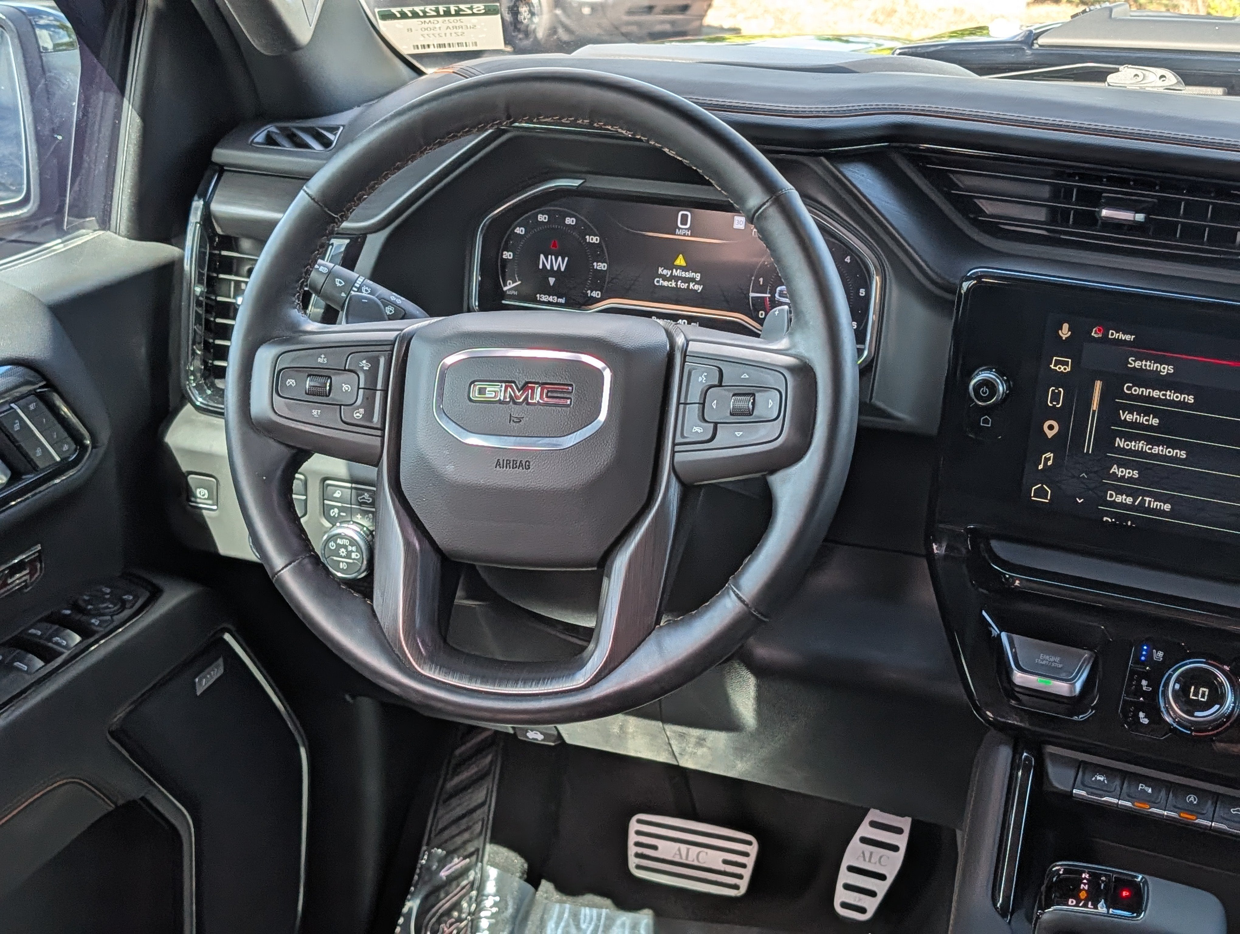 2025 GMC Sierra 1500 AT4