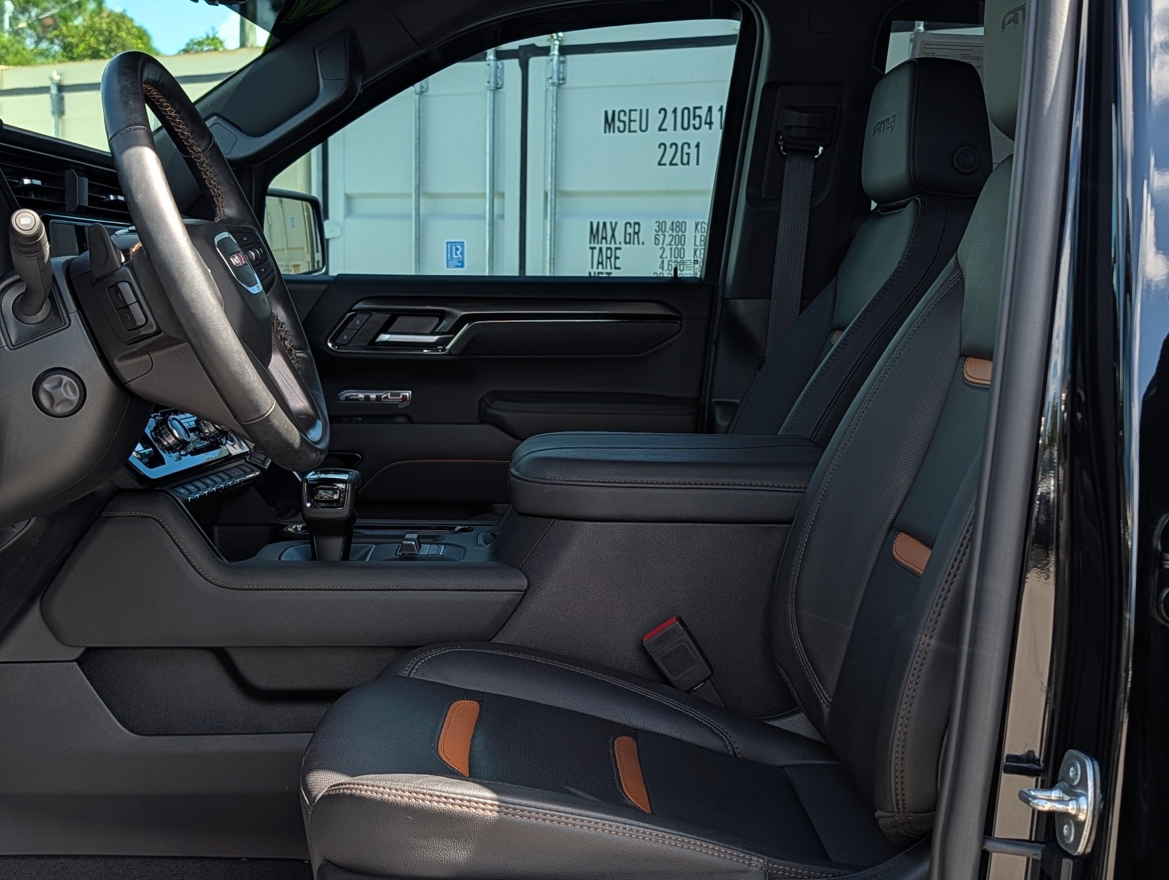 2025 GMC Sierra 1500 AT4