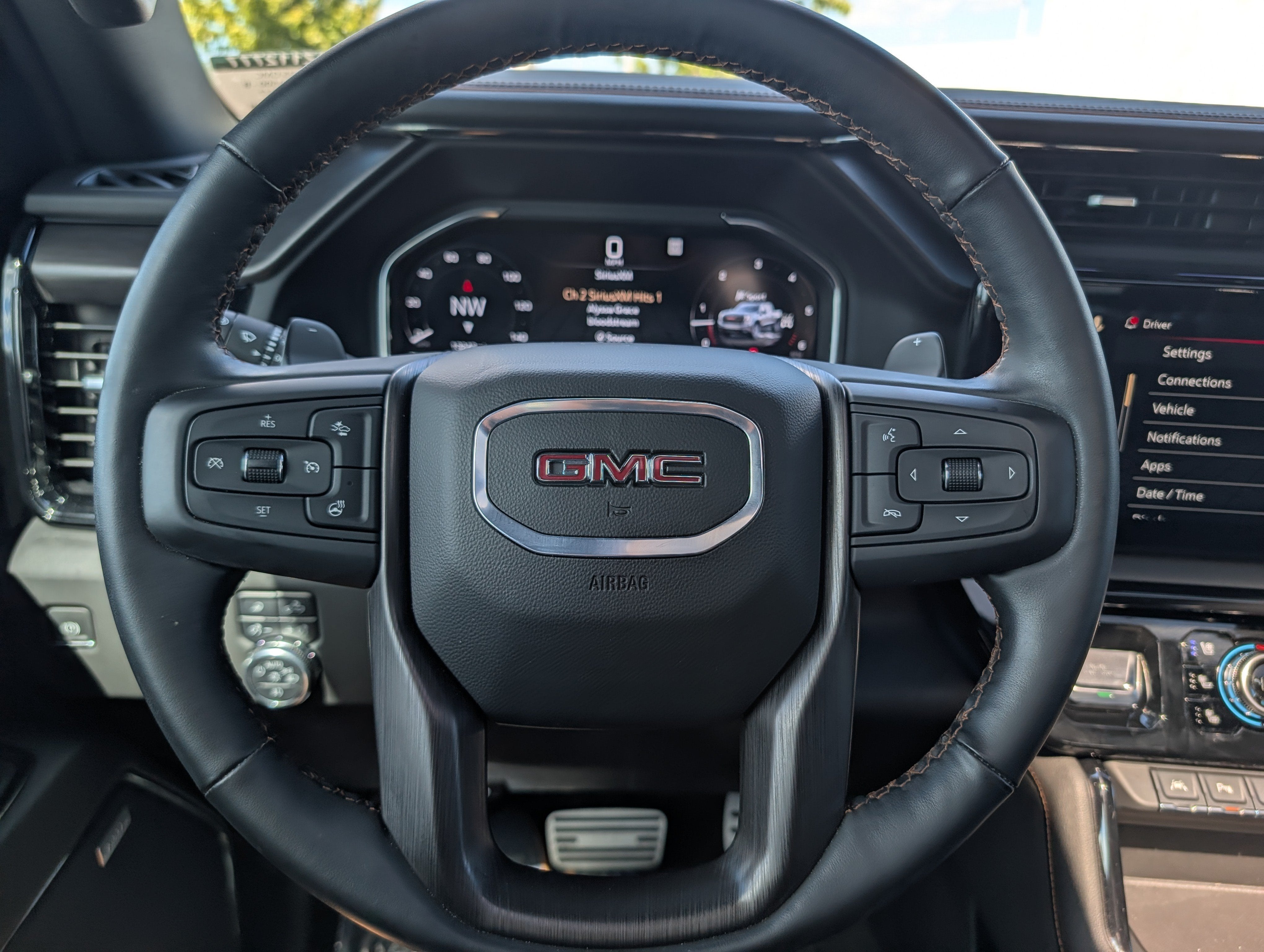 2025 GMC Sierra 1500 AT4