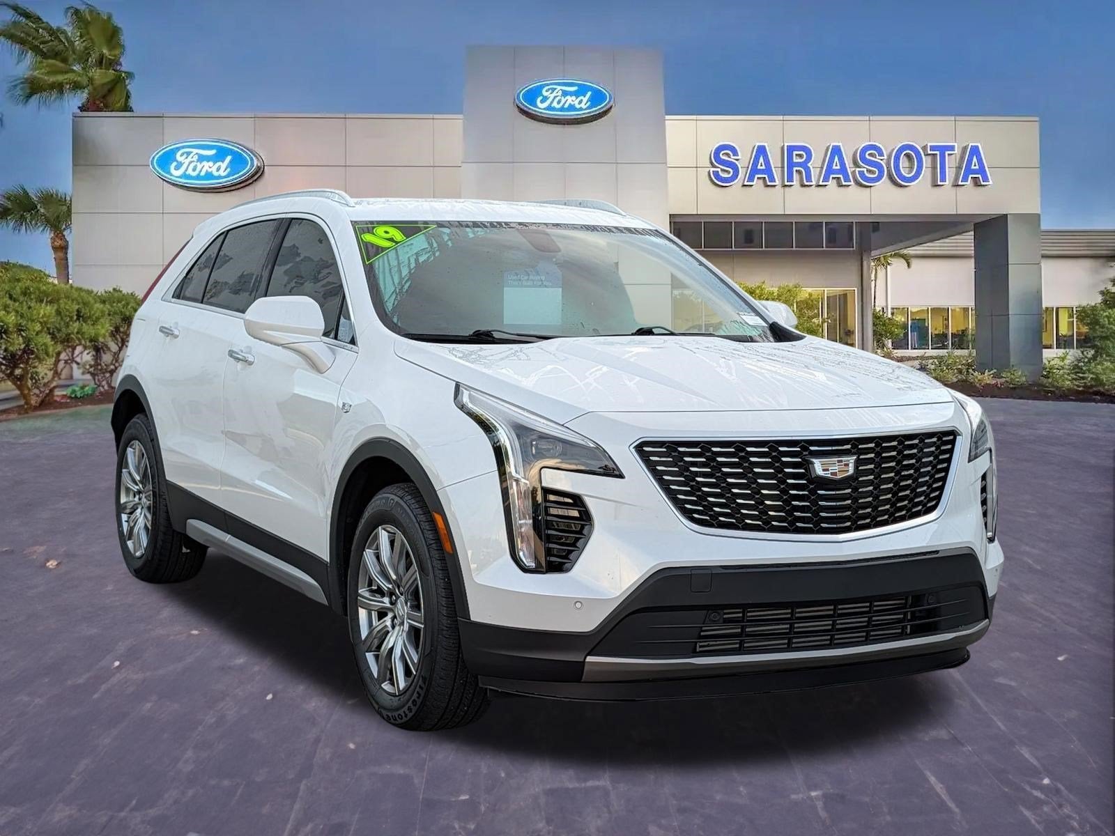 2019 Cadillac XT4 Premium Luxury