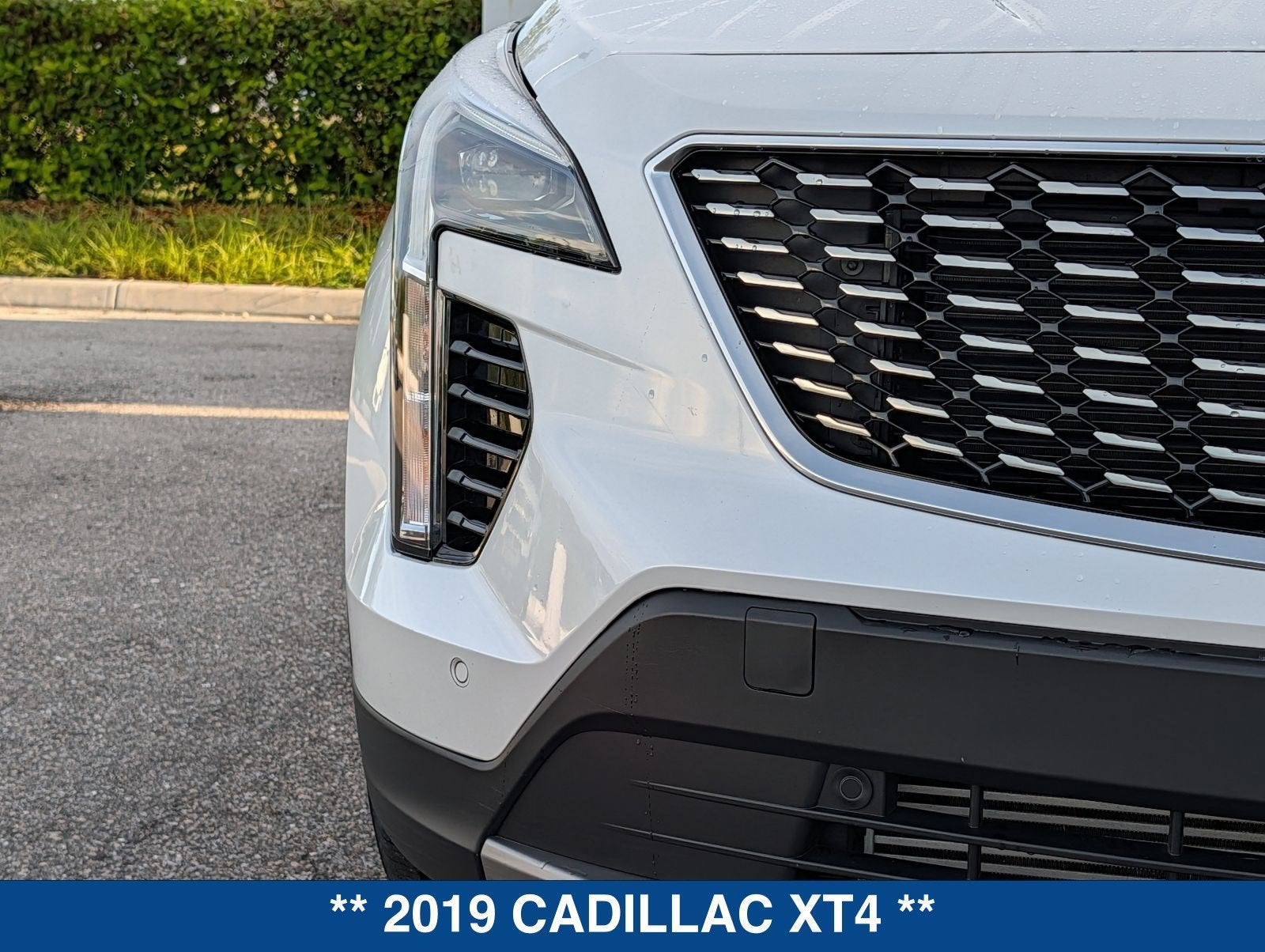2019 Cadillac XT4 Premium Luxury