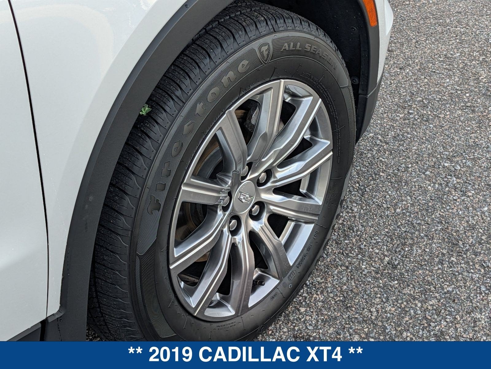 2019 Cadillac XT4 Premium Luxury
