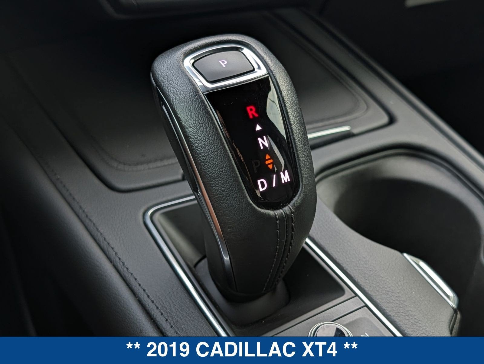 2019 Cadillac XT4 Premium Luxury
