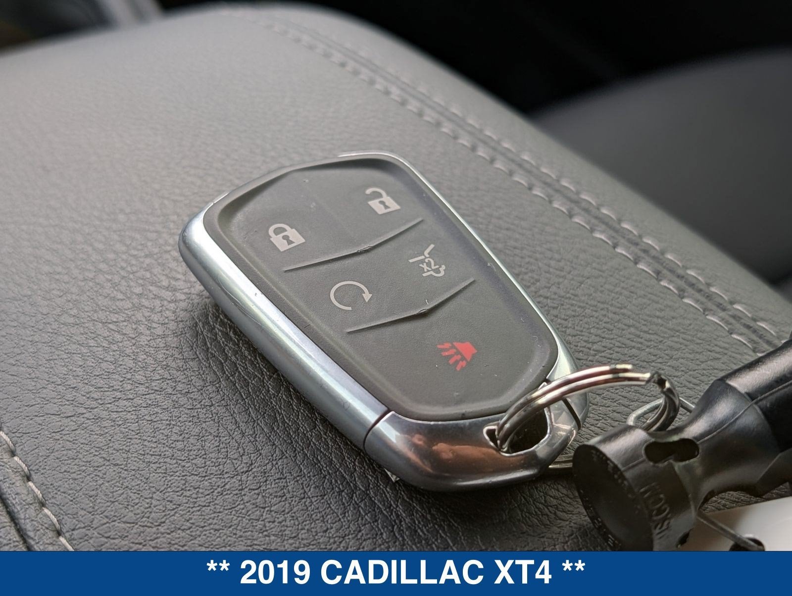 2019 Cadillac XT4 Premium Luxury