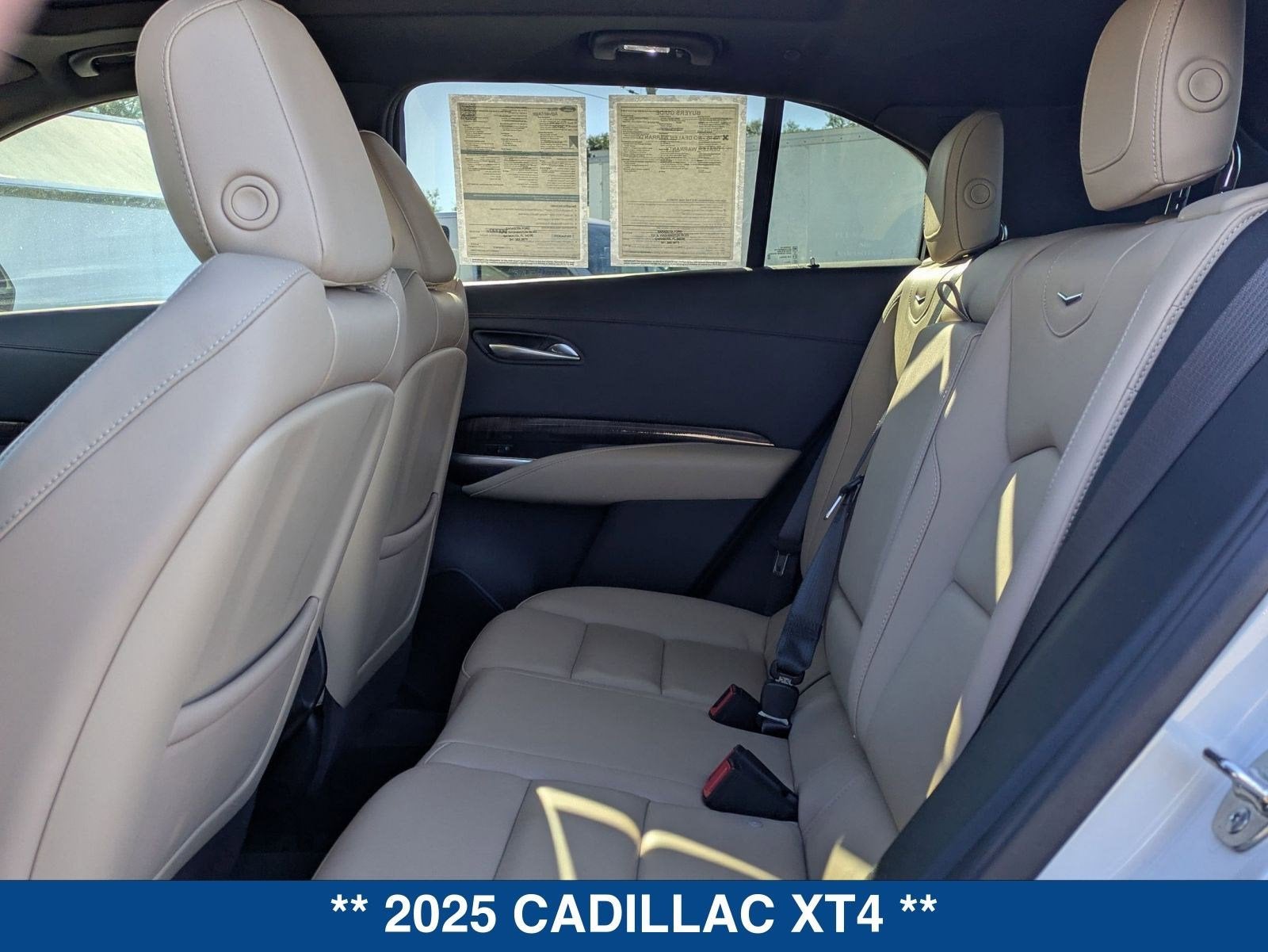 2025 Cadillac XT4 Premium Luxury