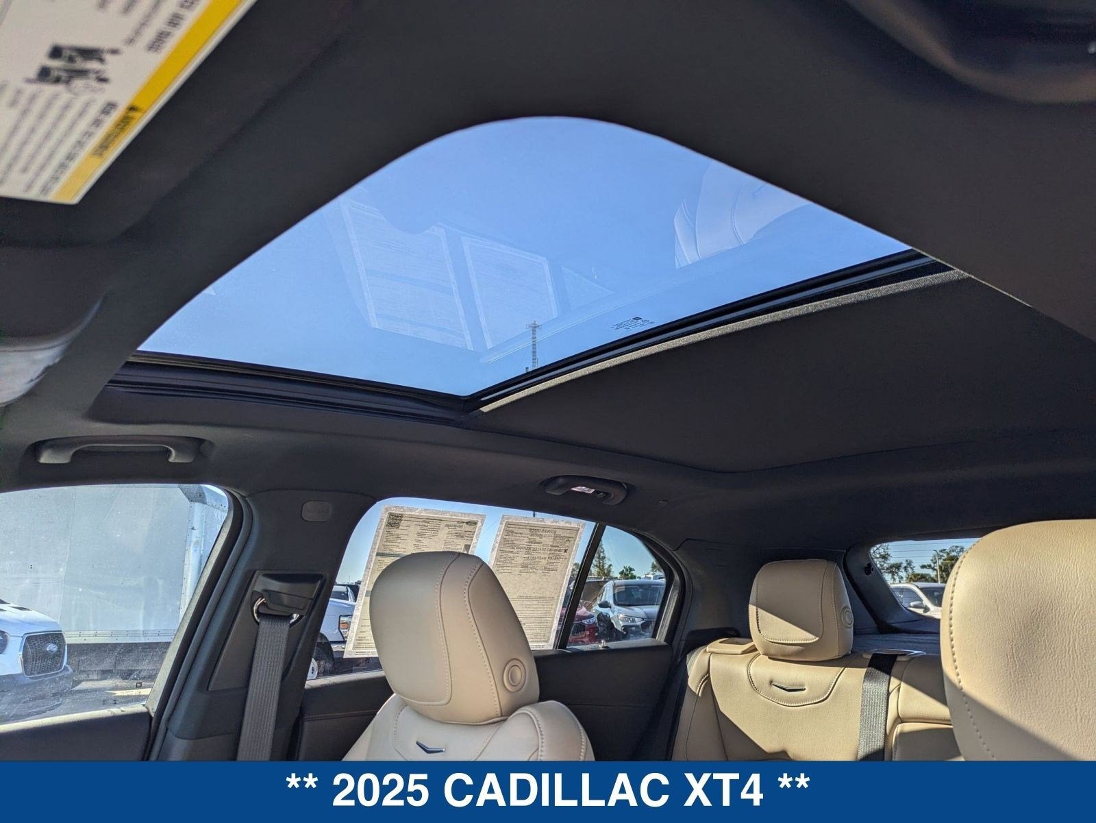 2025 Cadillac XT4 Premium Luxury