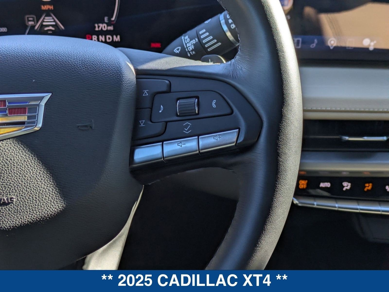 2025 Cadillac XT4 Premium Luxury