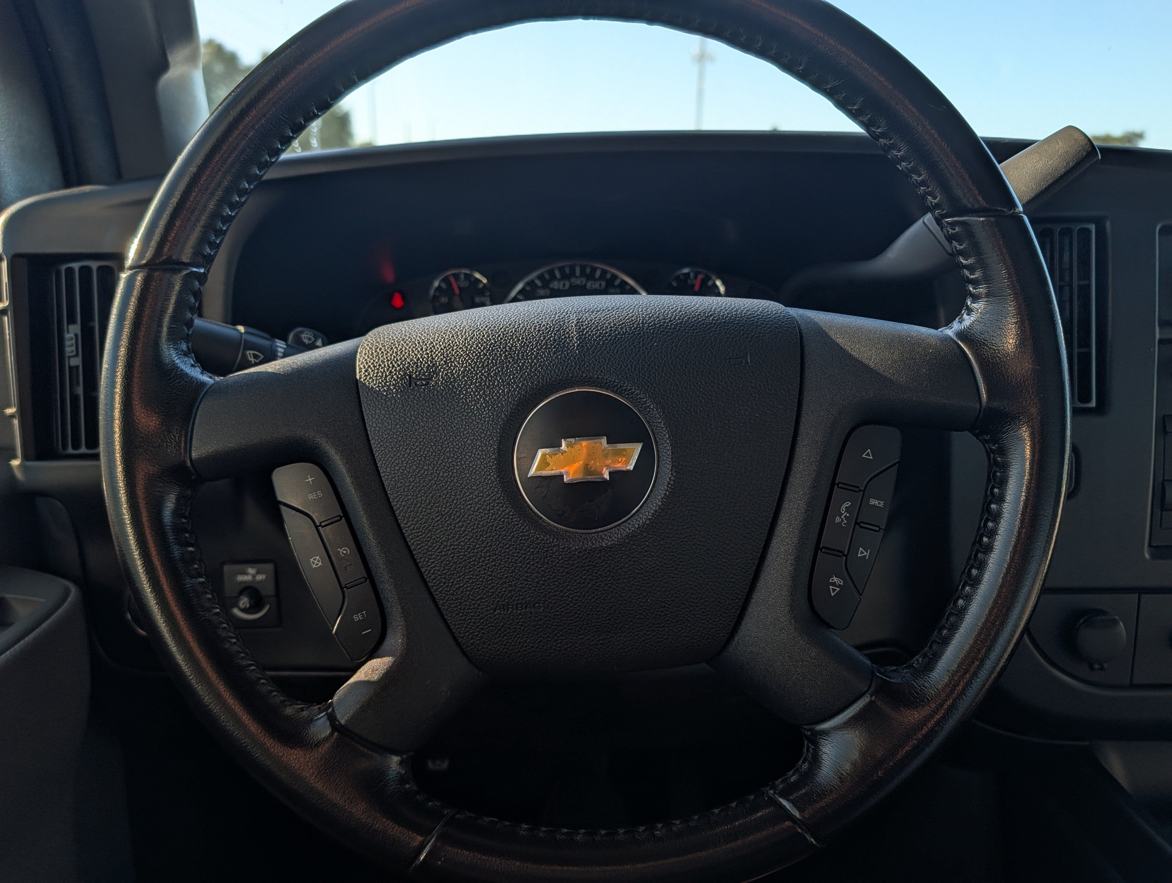 2021 Chevrolet Express Cutaway Work Van DRW