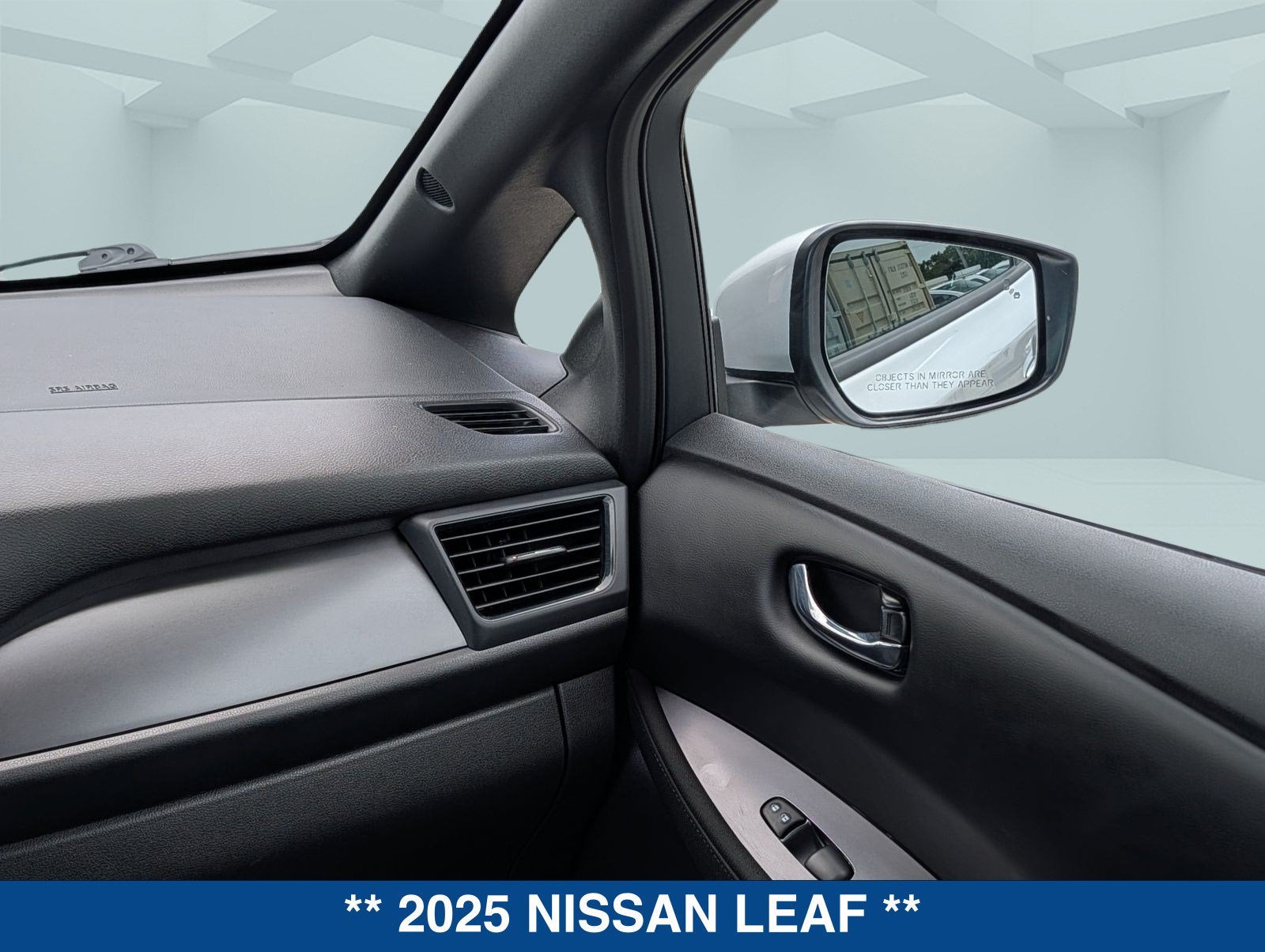 2025 Nissan LEAF S