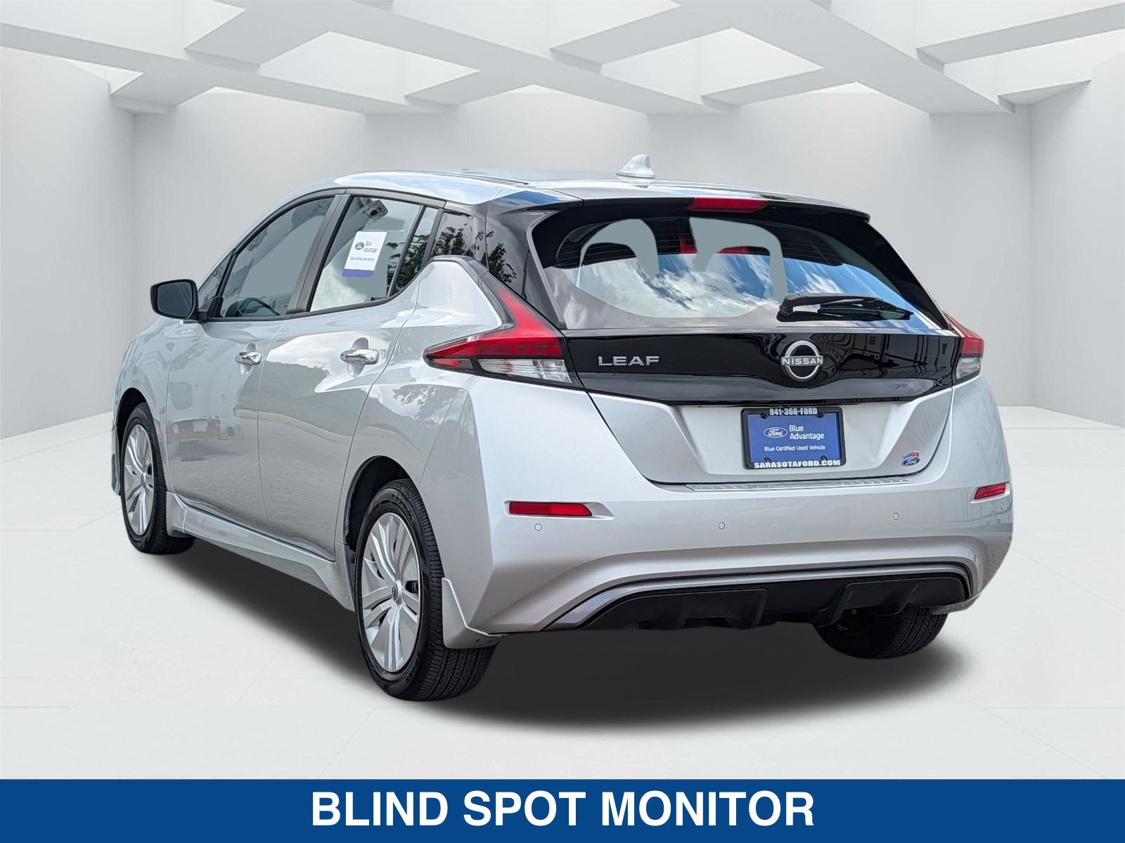 2025 Nissan LEAF S