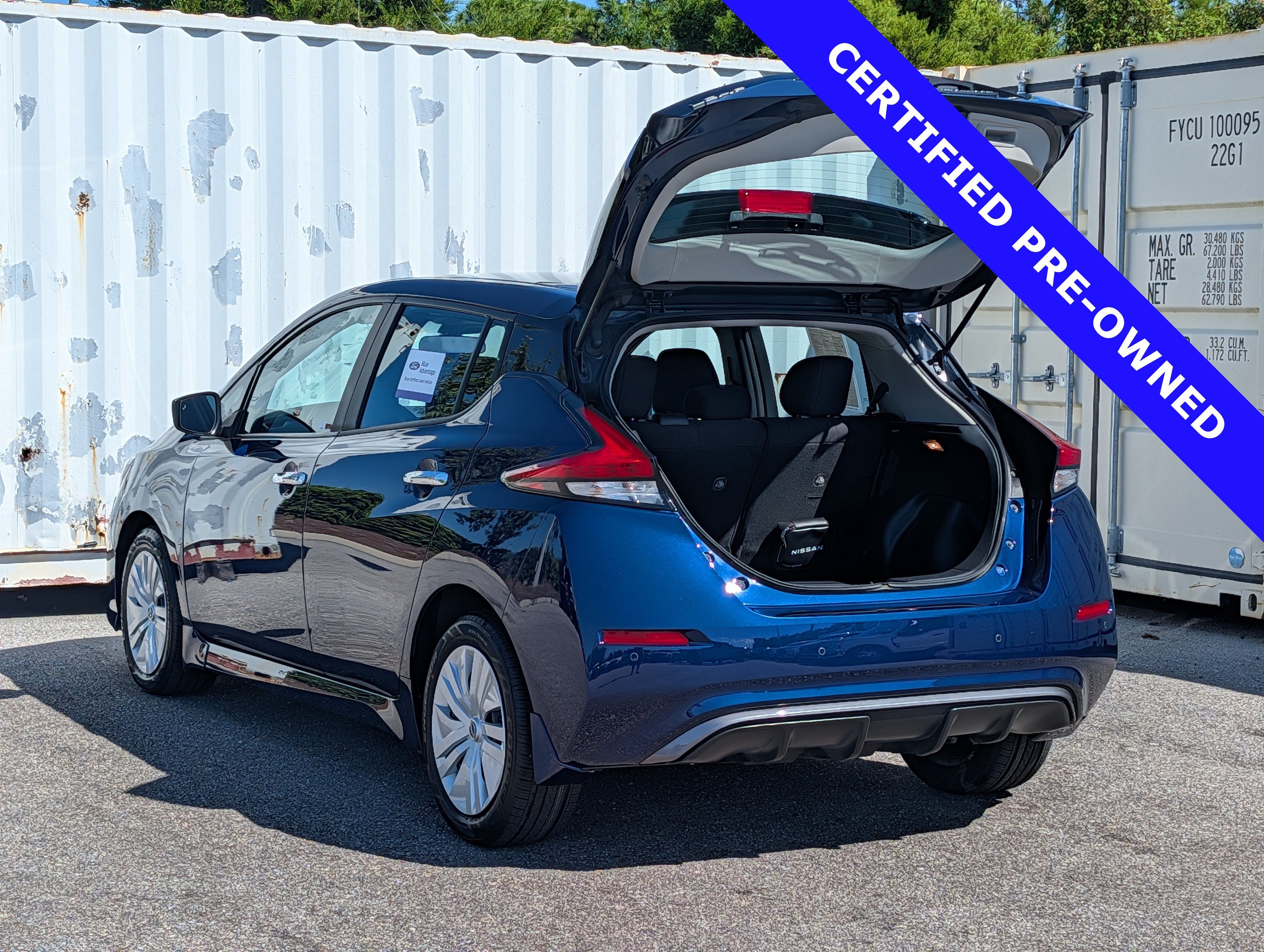 2025 Nissan LEAF S