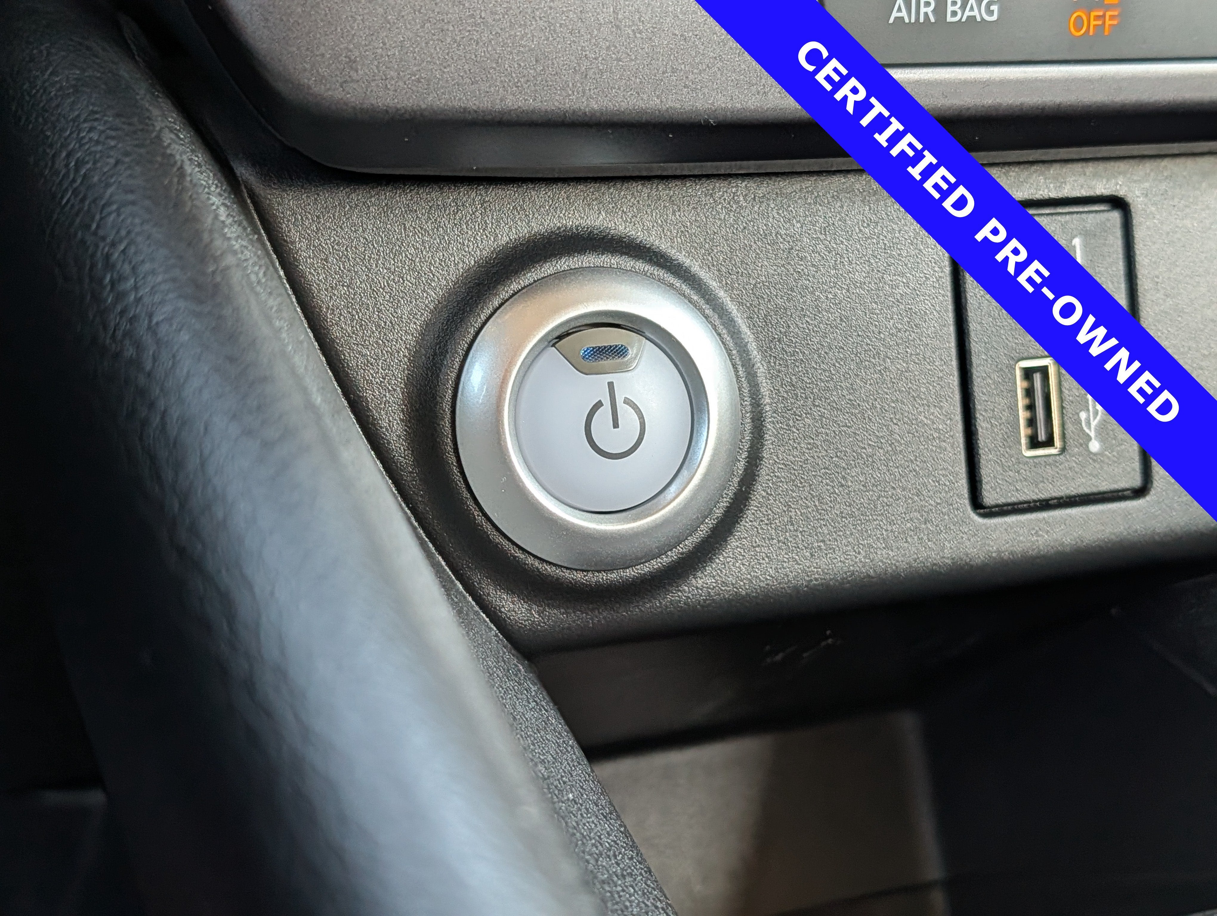 2025 Nissan LEAF S