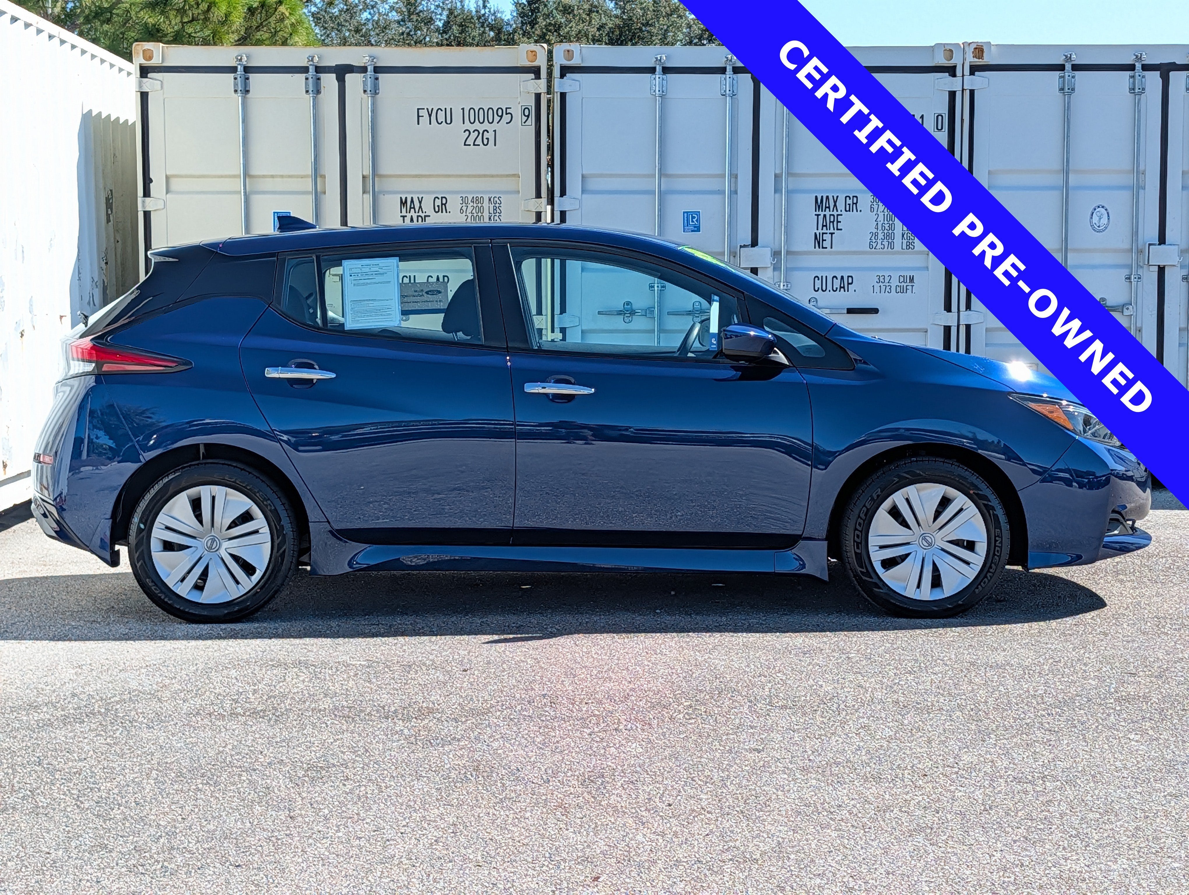 2025 Nissan LEAF S