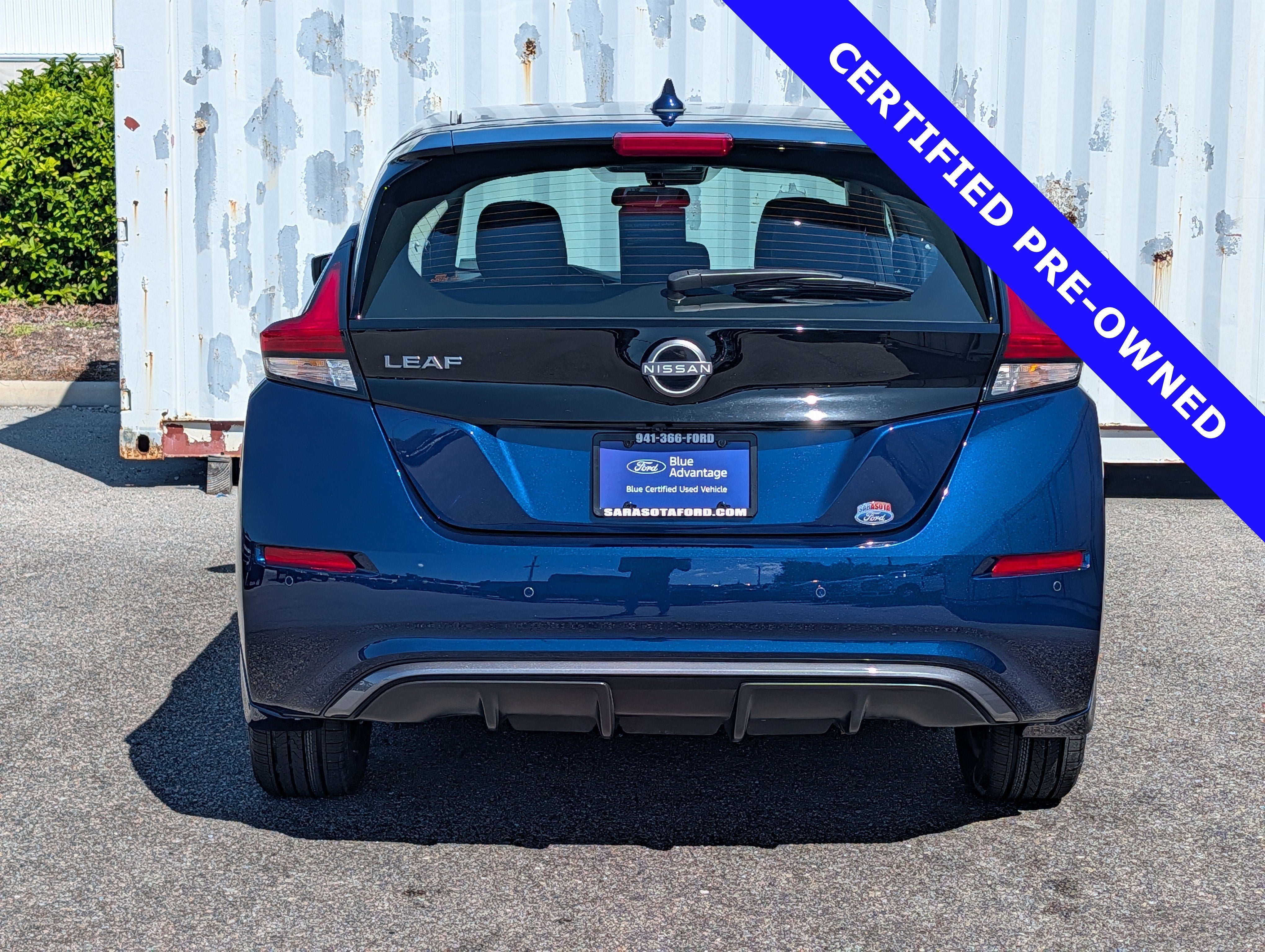 2025 Nissan LEAF S