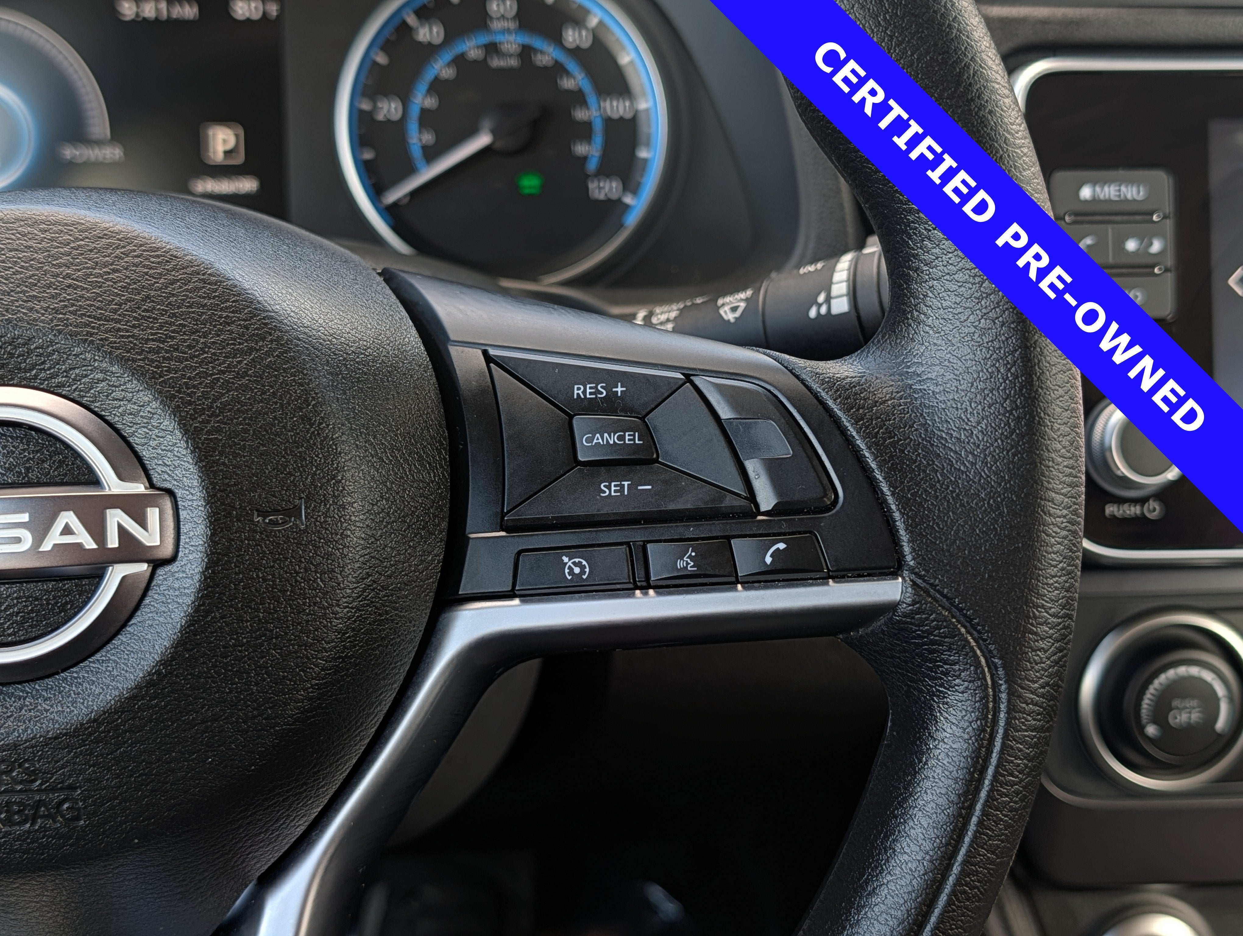 2025 Nissan LEAF S
