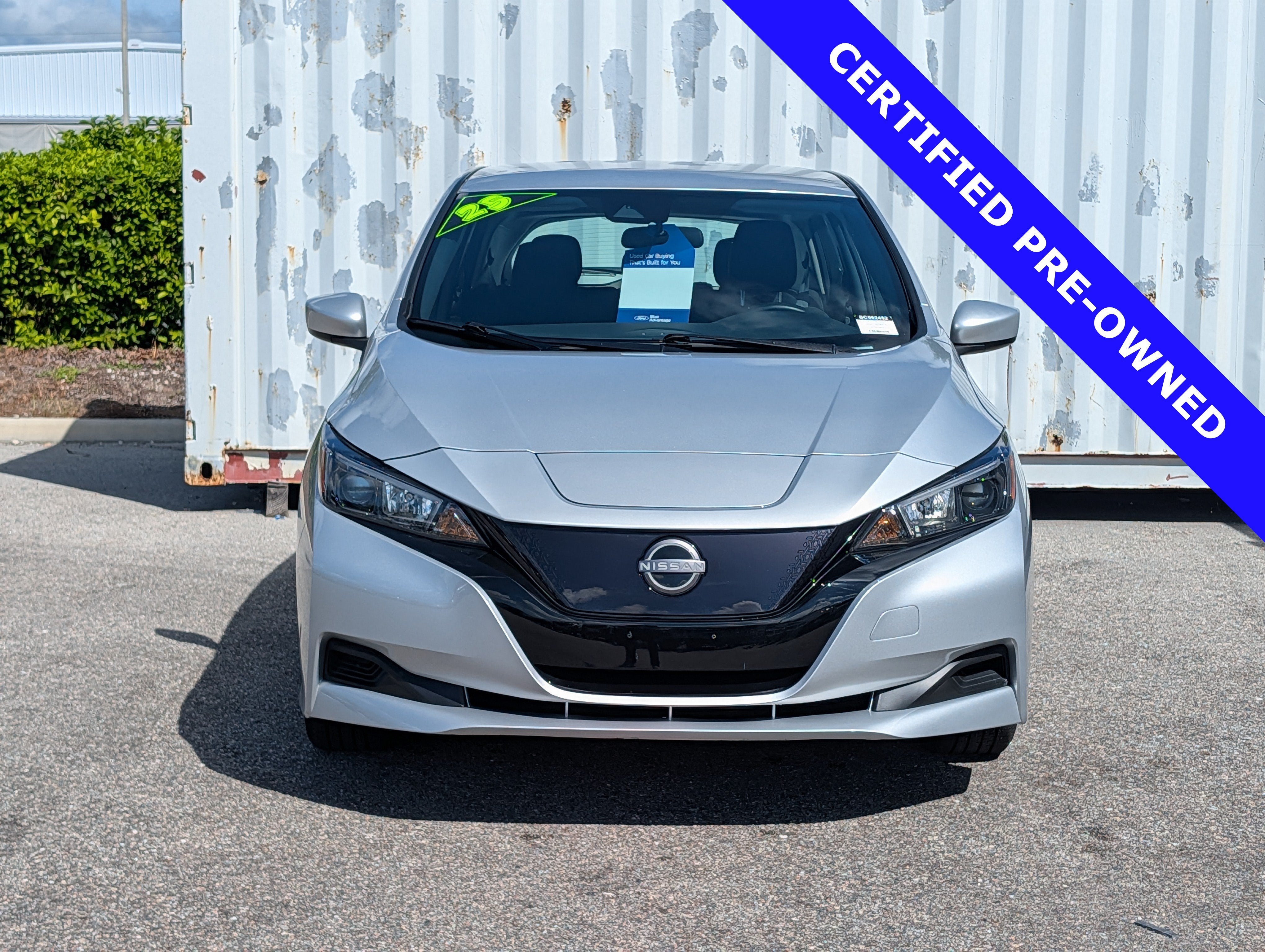 2025 Nissan LEAF S