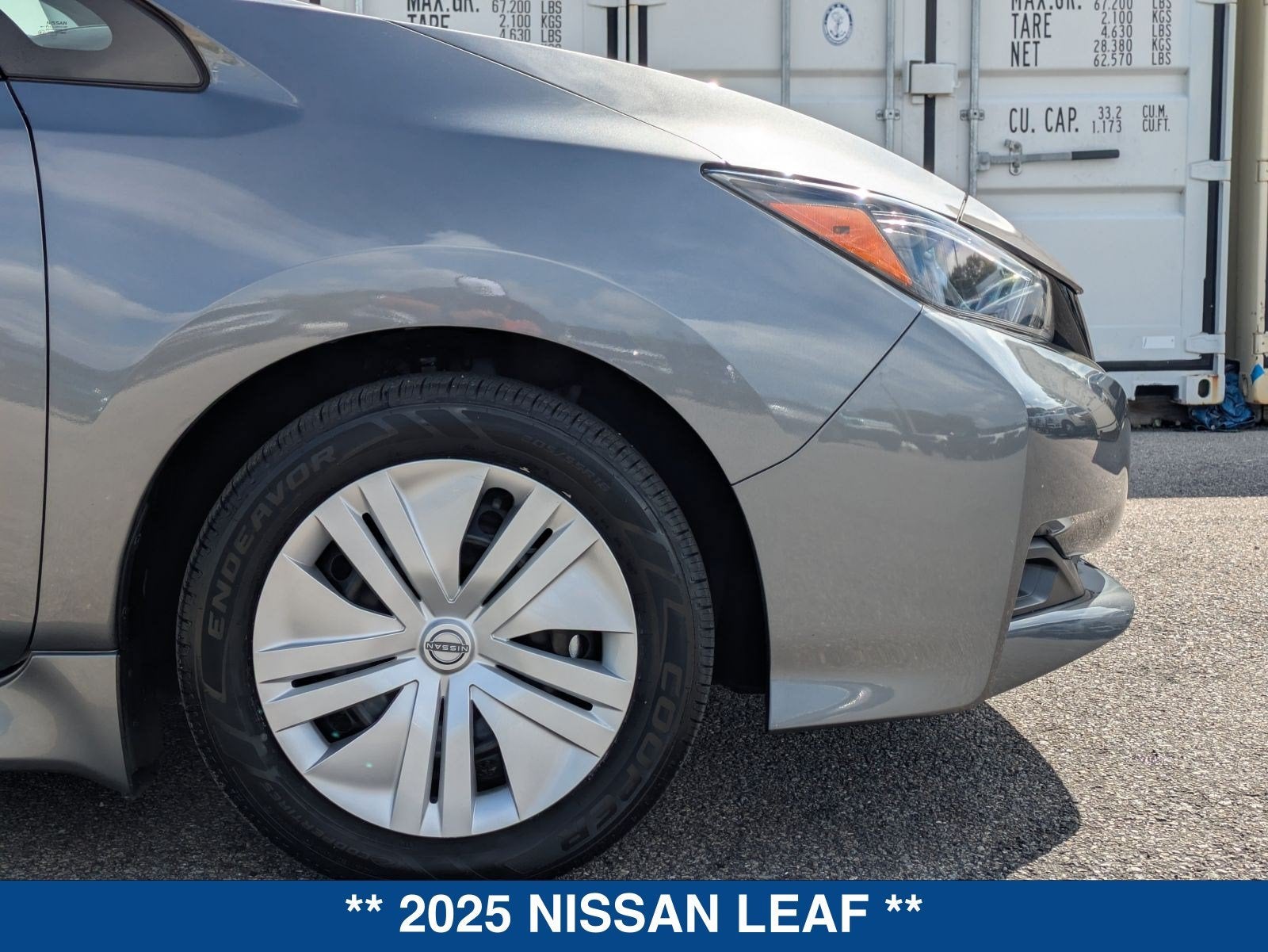 2025 Nissan LEAF S
