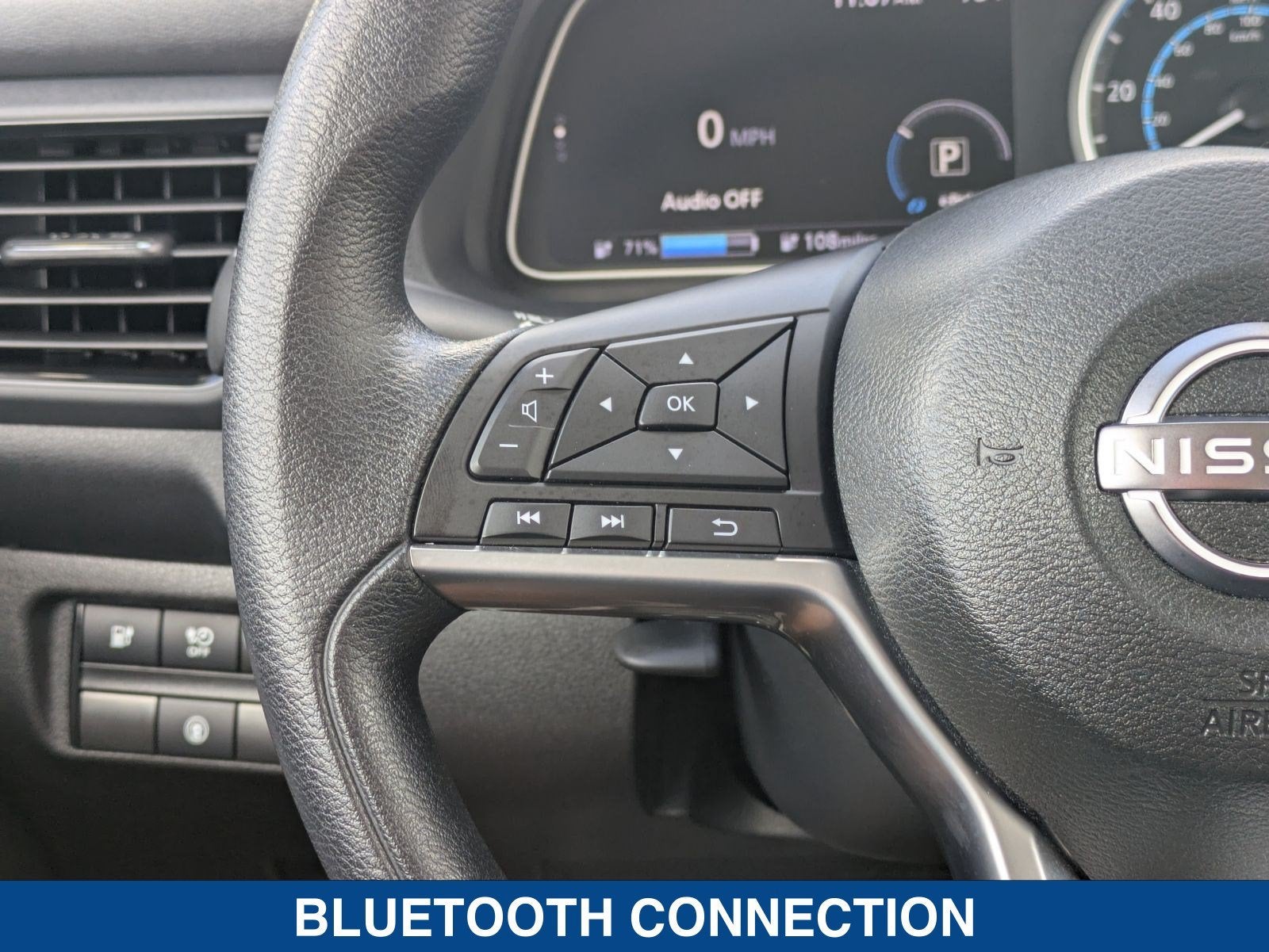 2025 Nissan LEAF S
