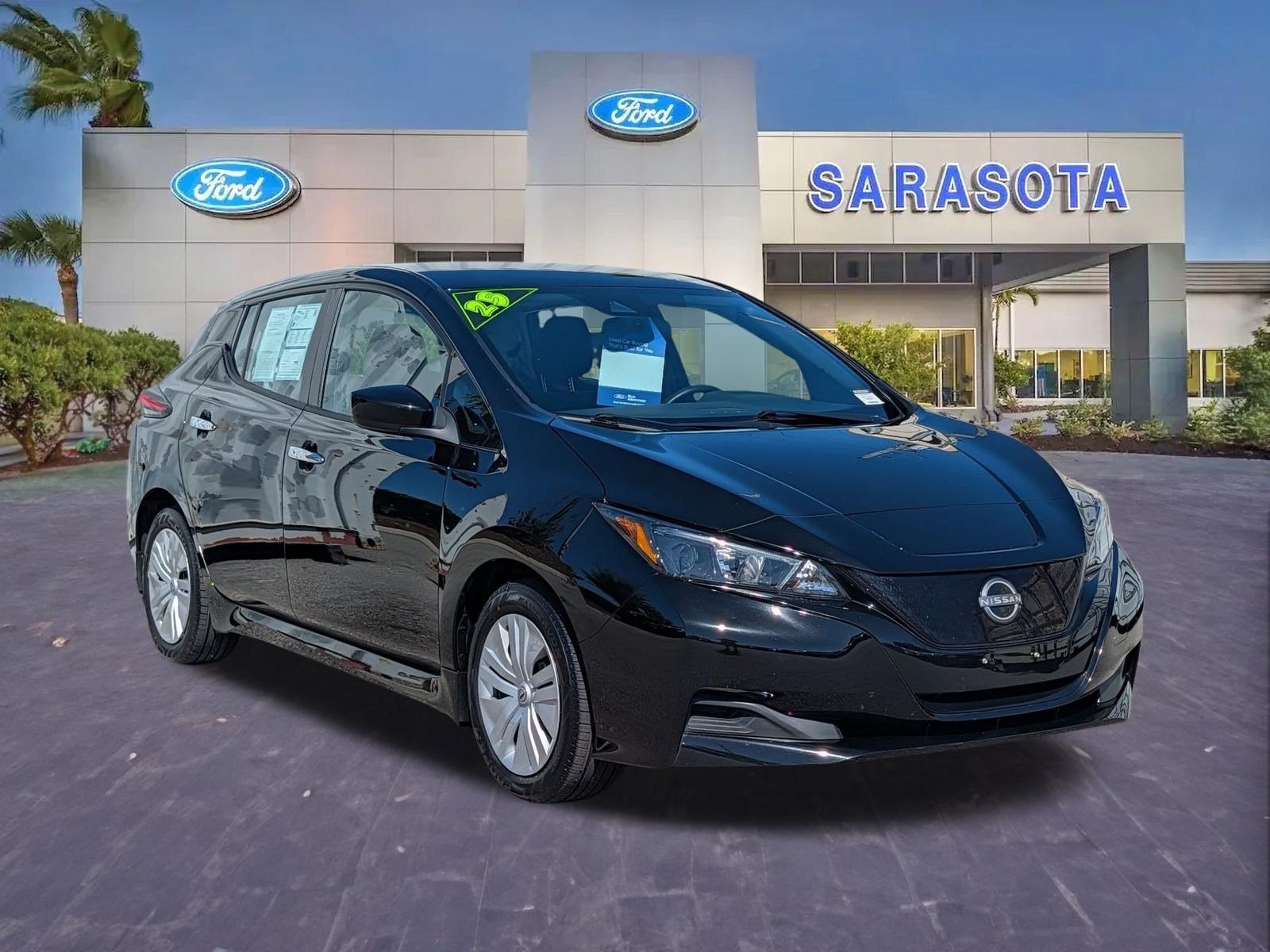 2025 Nissan LEAF