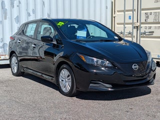 2025 Nissan LEAF S