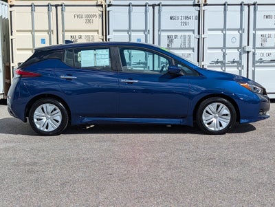 2025 Nissan LEAF S
